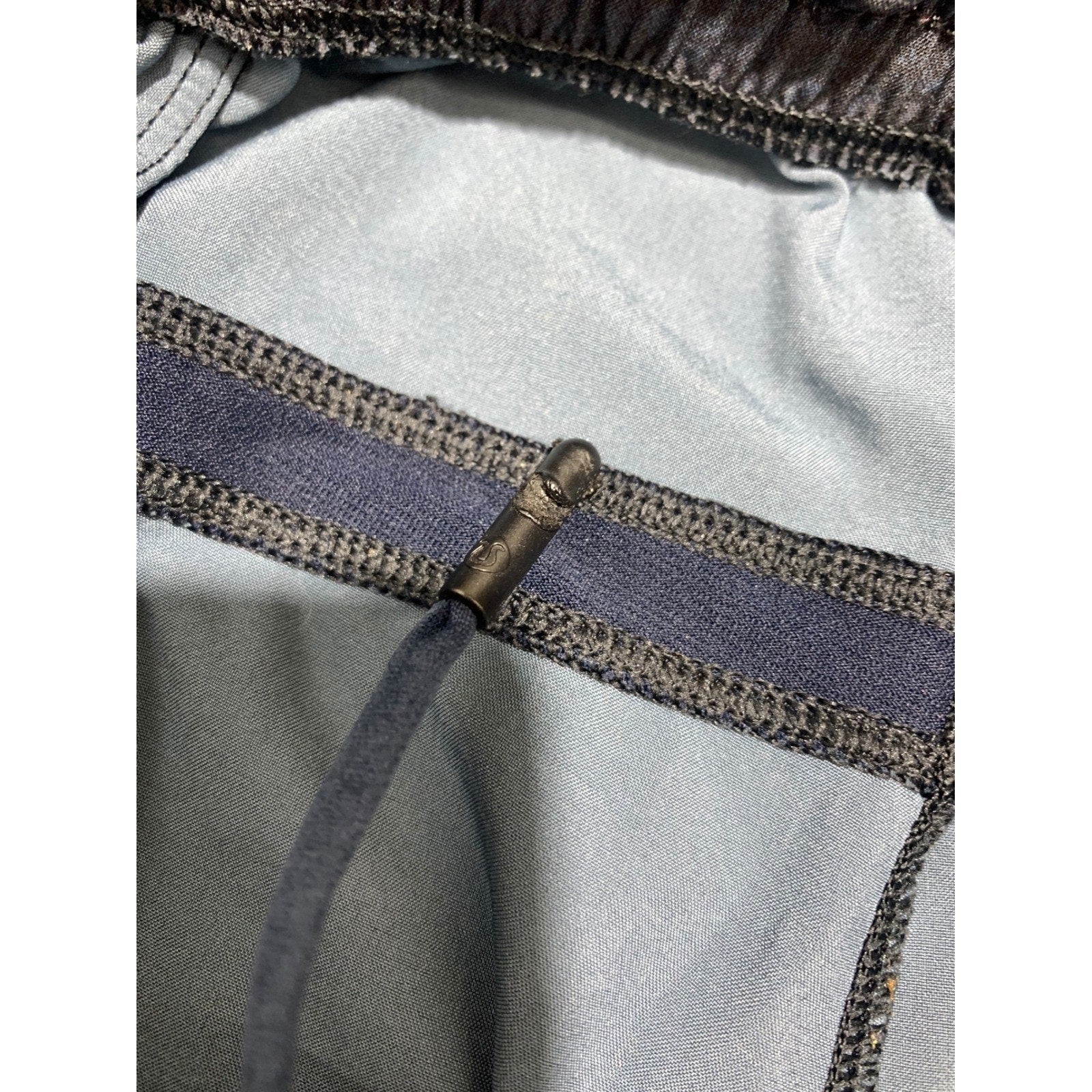 Lululemon Mens Heathered Navy Blue Athletic Training Shorts Size M Drawstring