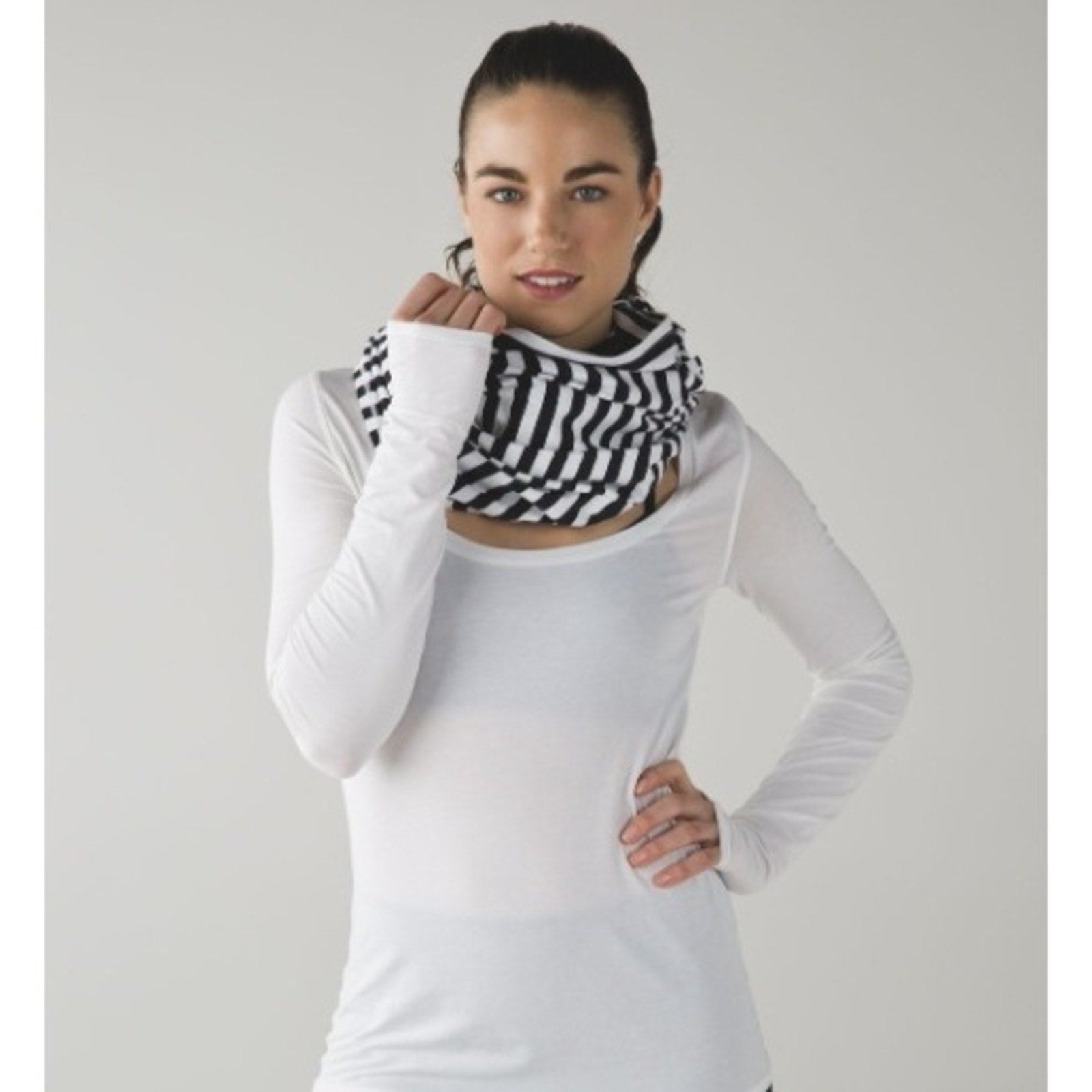 Lululemon Vinyasa Scarf *Zips Apex Stripe Black White