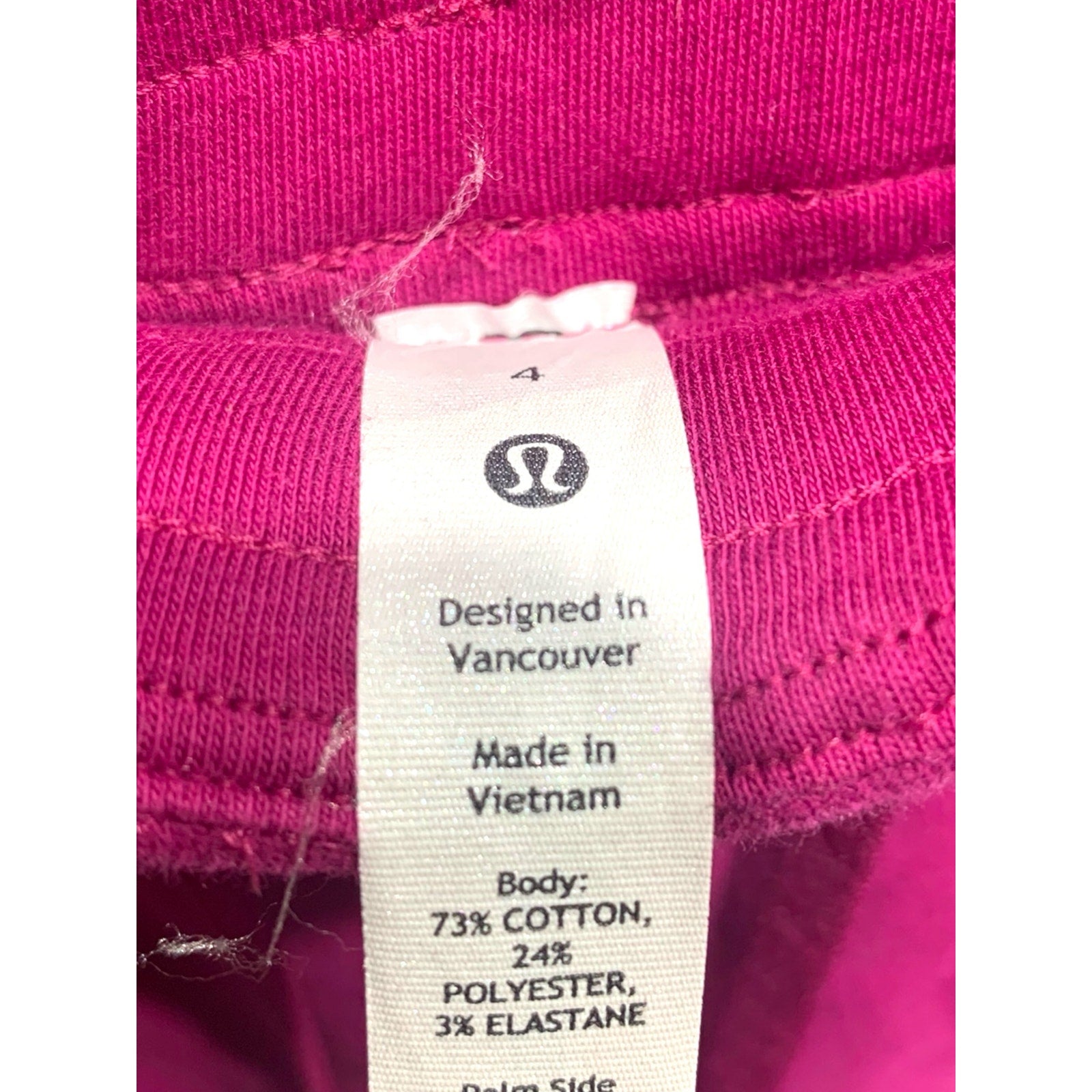 Lululemon Loungeful High-Rise Short 7" Magenta Purple SZ 4