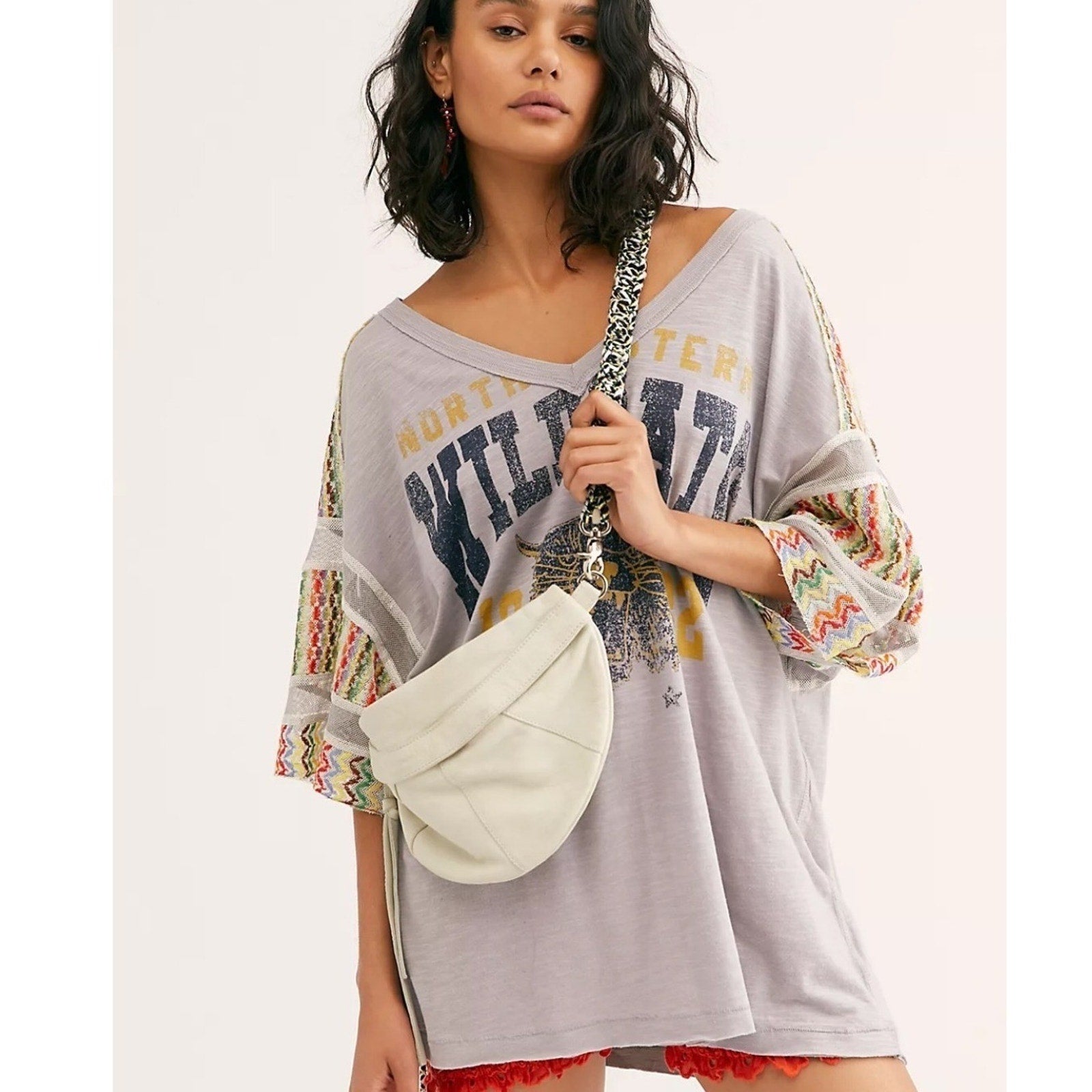We The Free Free People Wildcats Graphic Tee Grey XS OB985547 embroidered sleeve