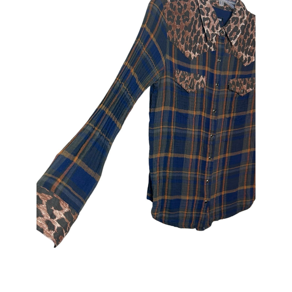 Johnny Was Workshop Navy Plaid Leopard Print Western Button Up Shirt XS layering