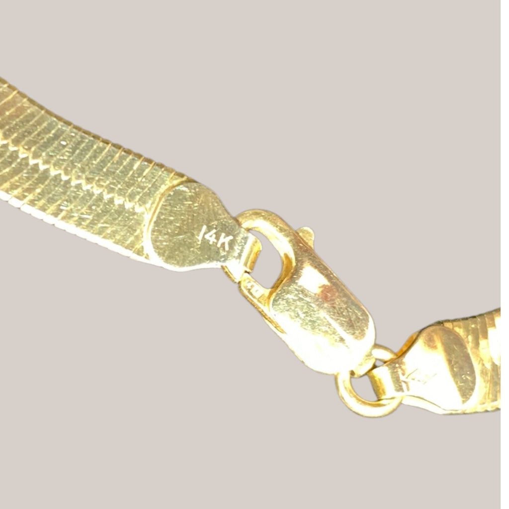 14K YellowGold Herringbone Chain Necklace 18.4g Flat Snake Link Solid Gold 18.5"