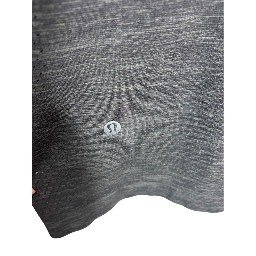Lululemon Metal Vent Tech Half Zip Pullover Mens Medium Gray Heather Long Sleeve
