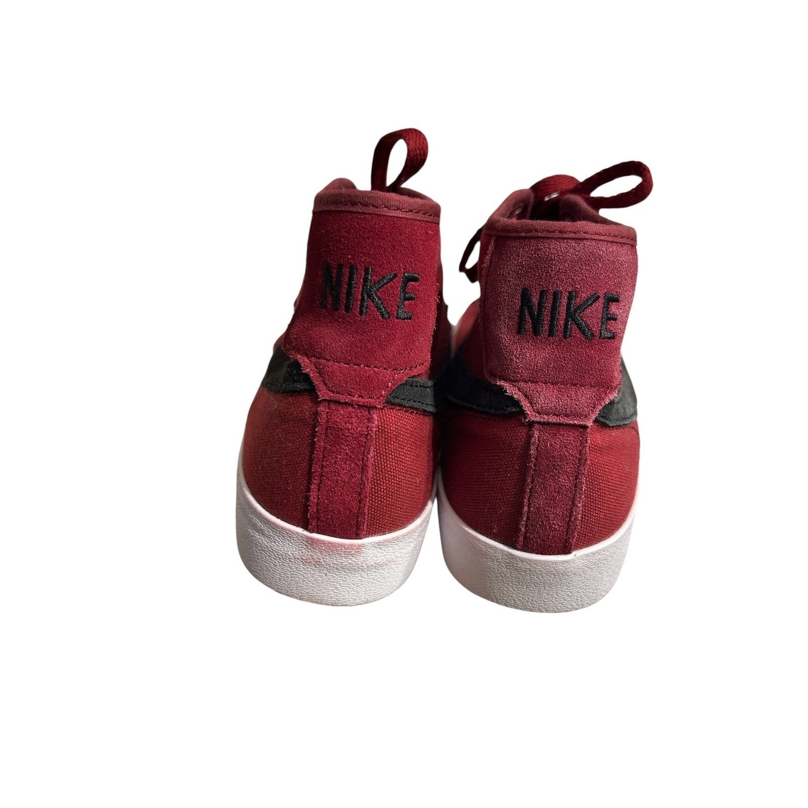 Nike Blazer Court Mid Premium SB 'Team Red' Mens 7 Womens 8.5 streetwear retro