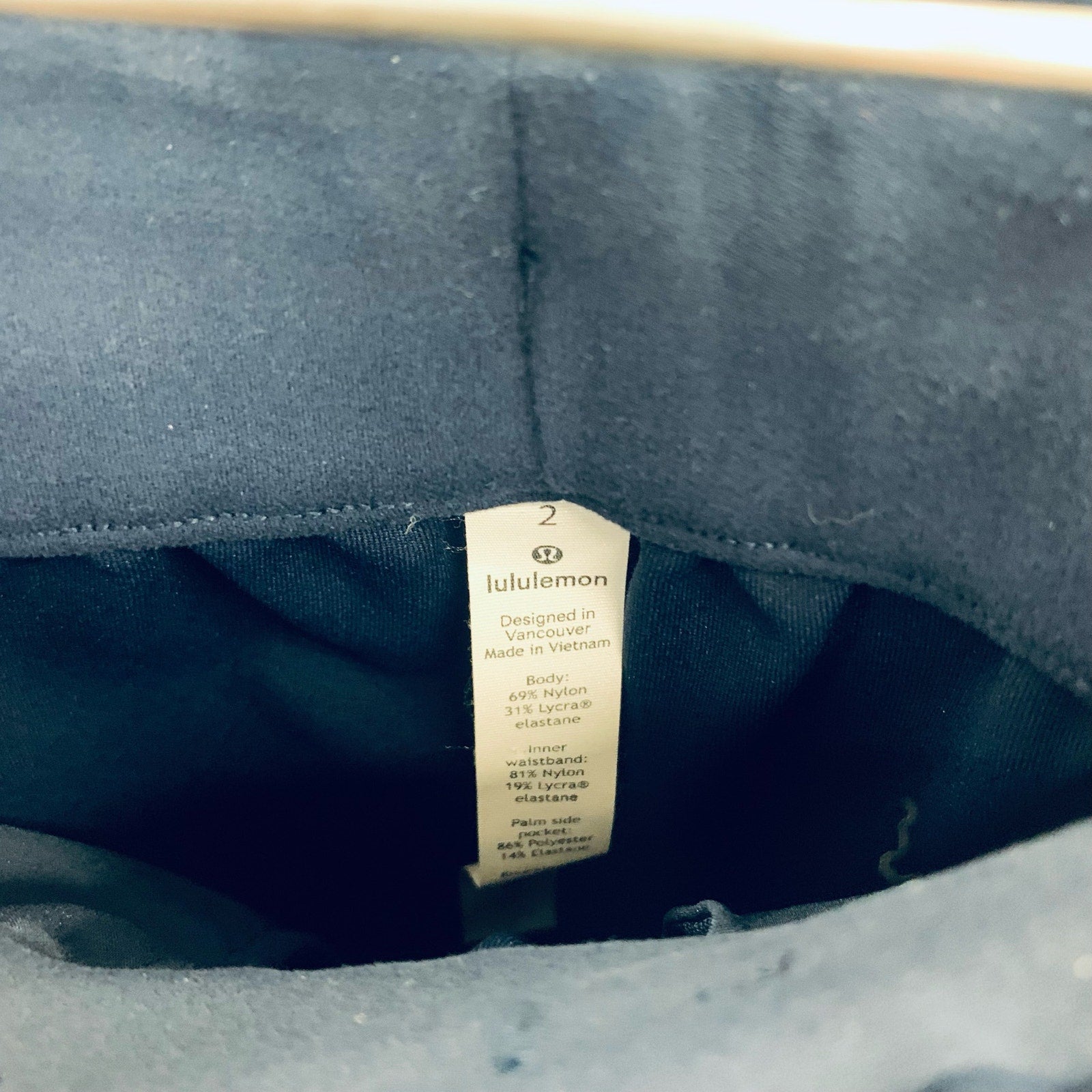 Lululemon Keep Moving Pant SZ 2 True Navy