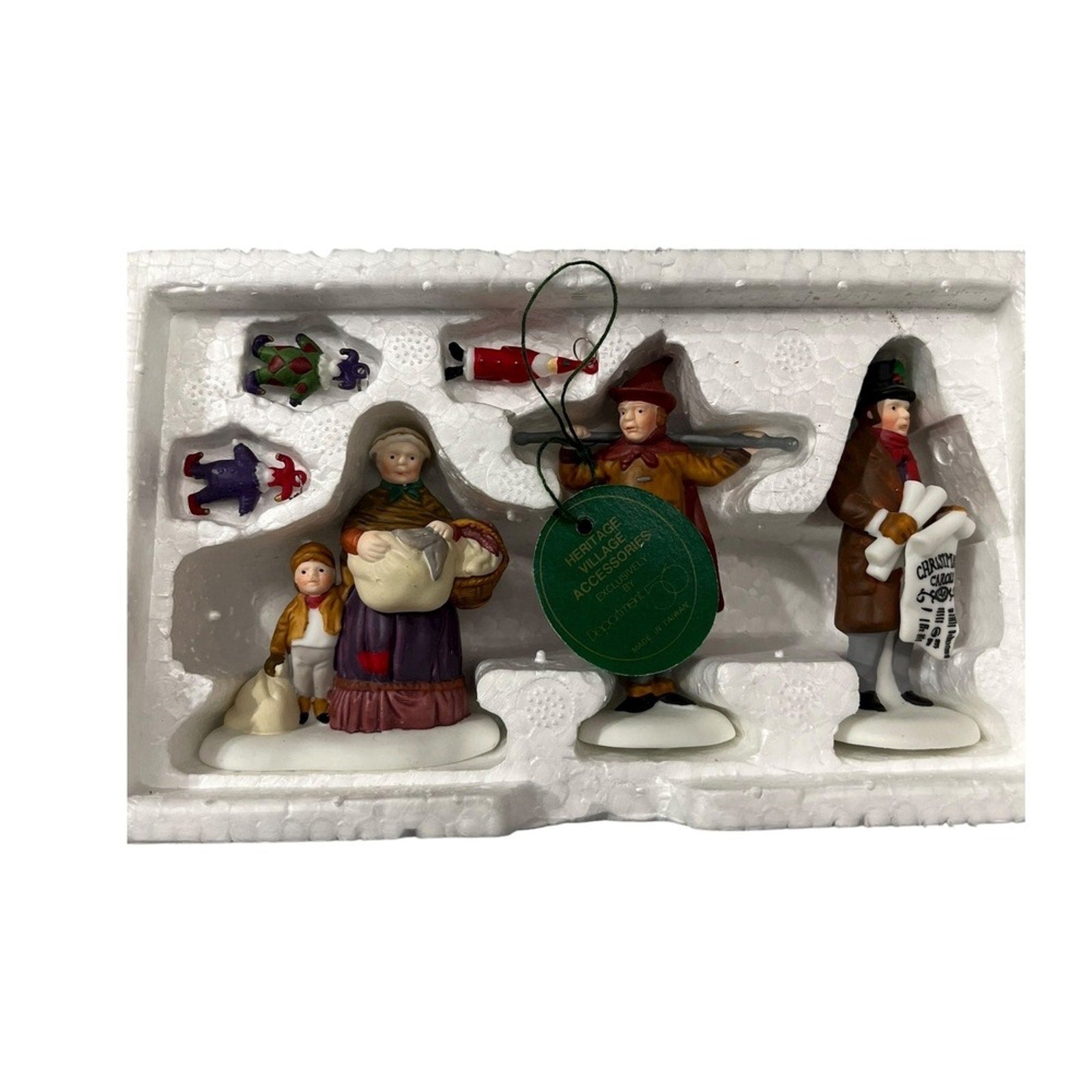 DEPARTMENT 56 Heritage Village Collection Portobello Road Peddlers Set of 3