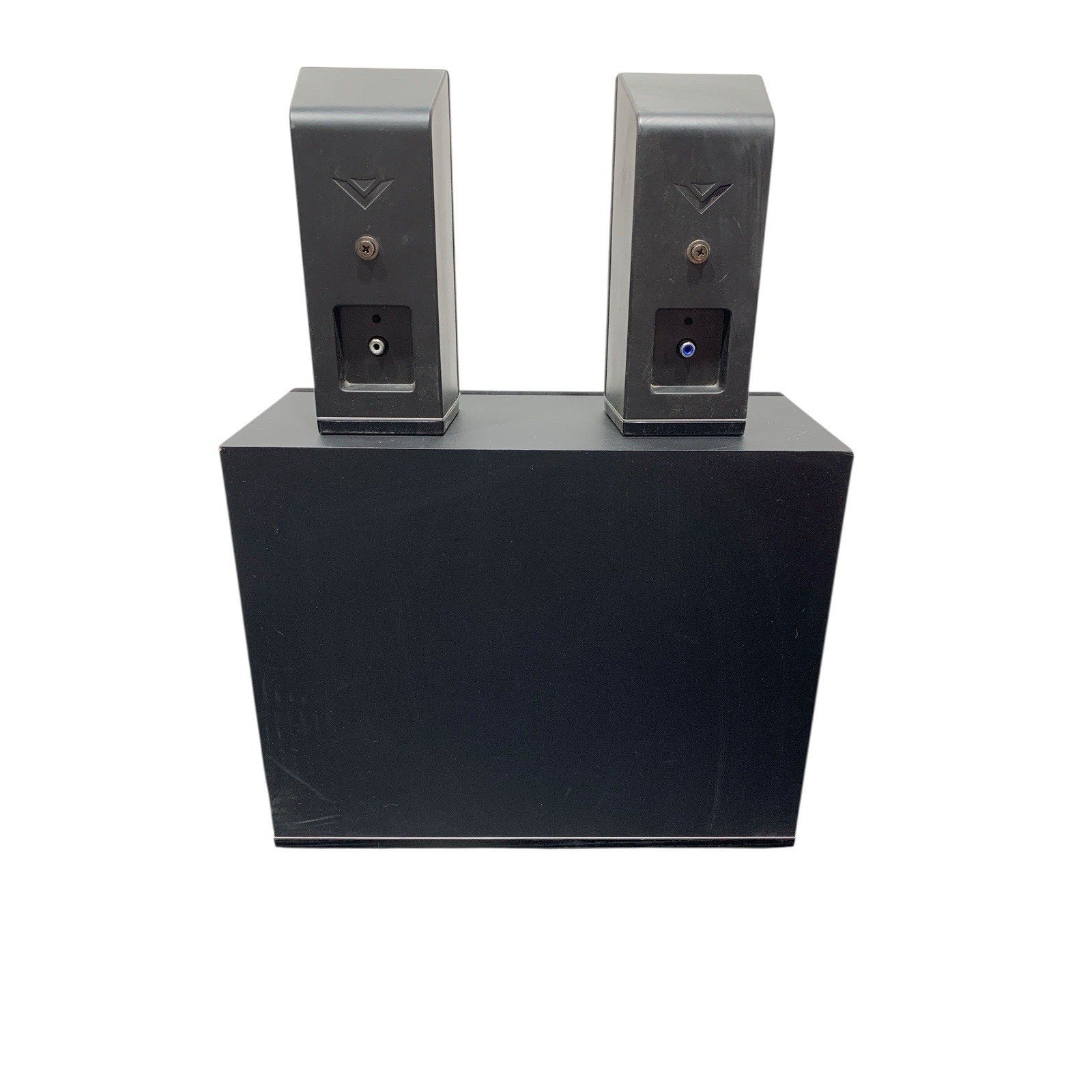 Vizio 36" 5.1 Sound Bar System Excellent Condition with subwoofer and speakers