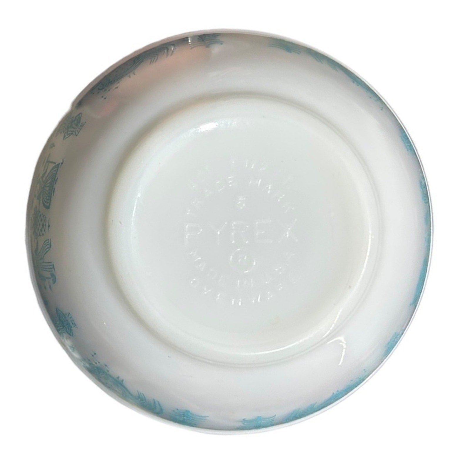 Vintage Pyrex Butterprint Amish Turquoise White Milk Glass Mixing Bowl 401 1.5pt