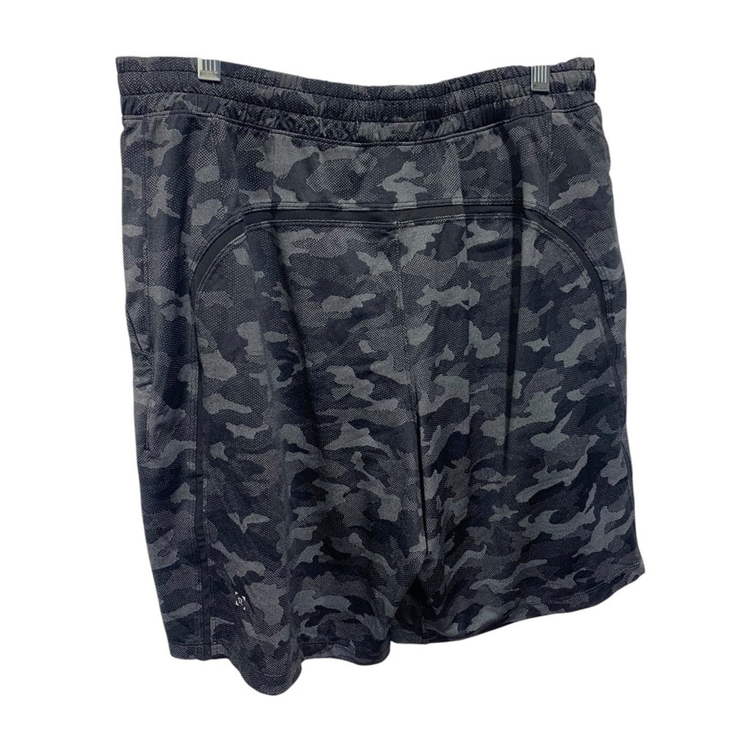 Lululemon Men's Training Shorts Camo Black Gray Athletic Gym Workout