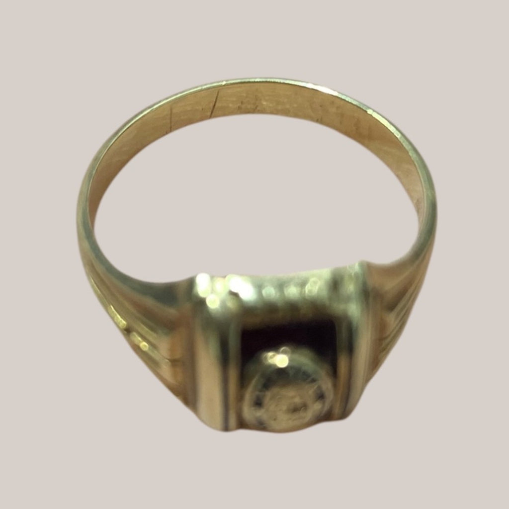 Vintage Visalia Union High School 14K Yellow Gold Class‎ Ring Red Stone Size 6.5