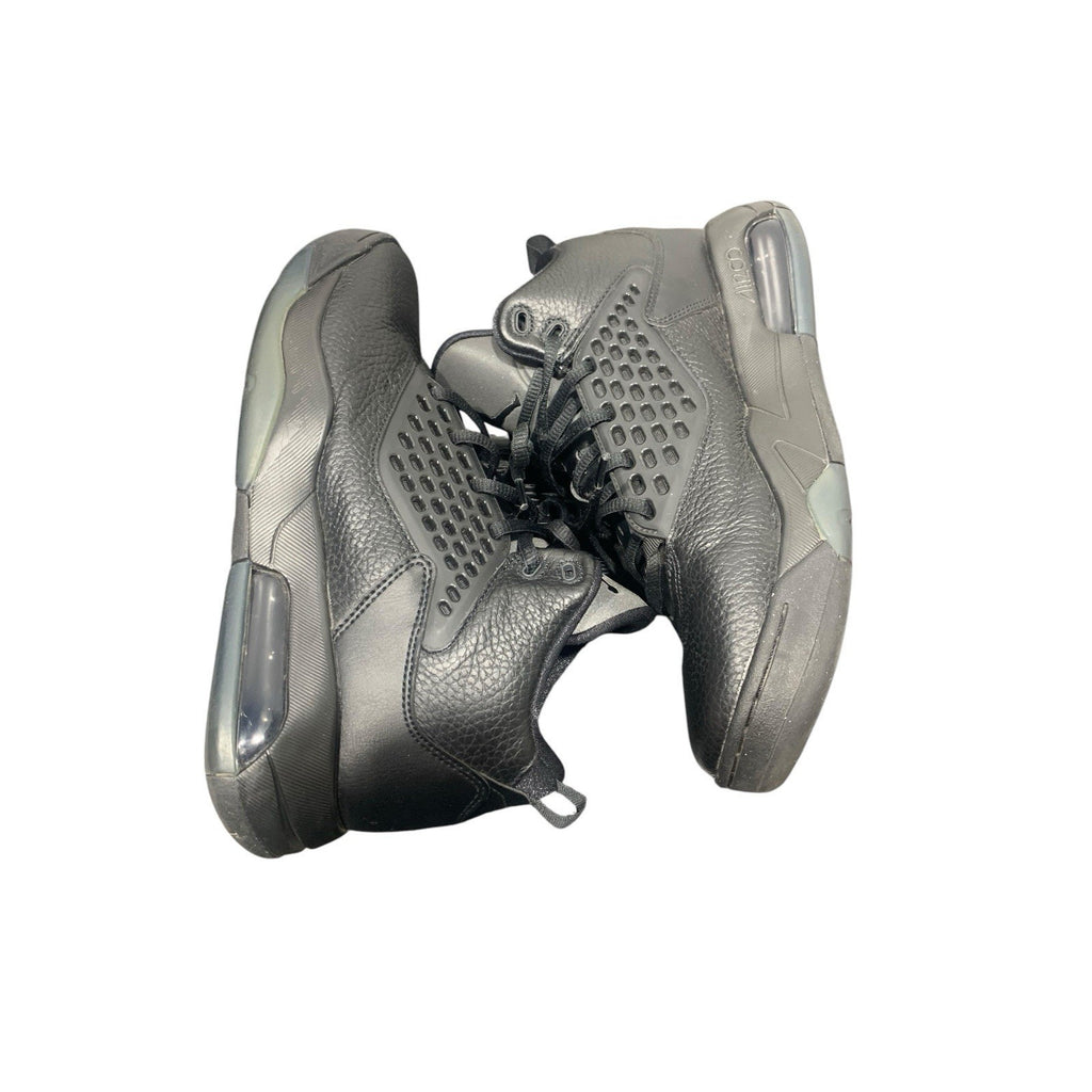 Size 13 - Jordan Maxin 200 Black Anthracite NIB sz 9