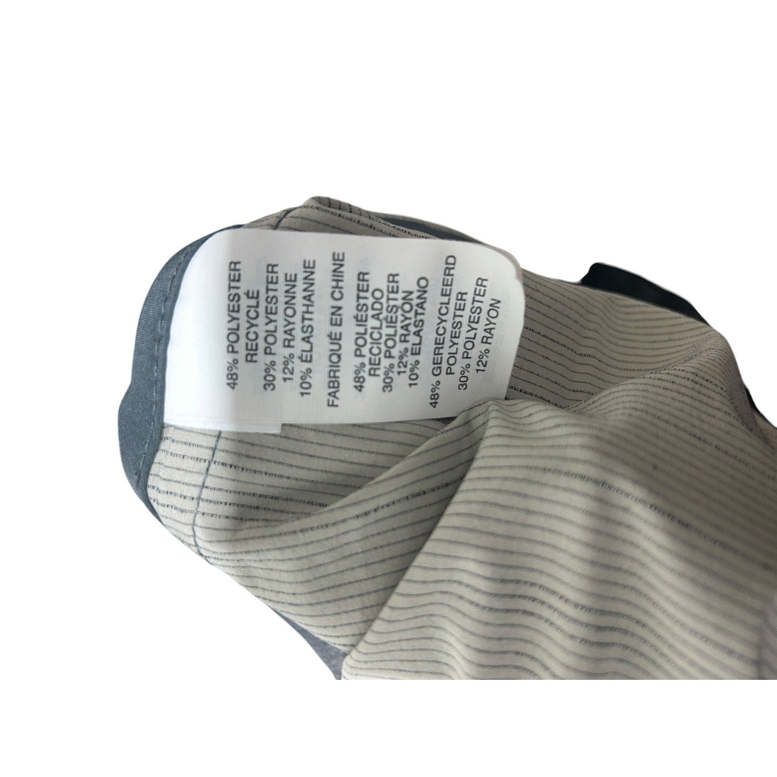 Vuori Banks Shorts Mens Grey Micro Stripe Athletic Board Shorts V330 active L