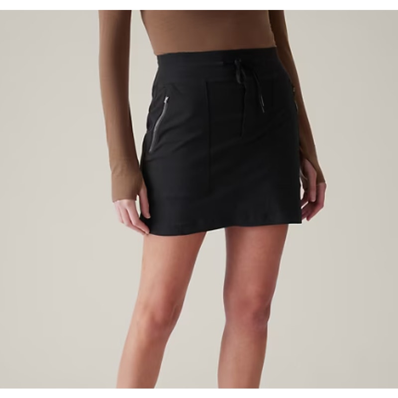 Athleta TREKKIE MID RISE SKORT Black SZ 2