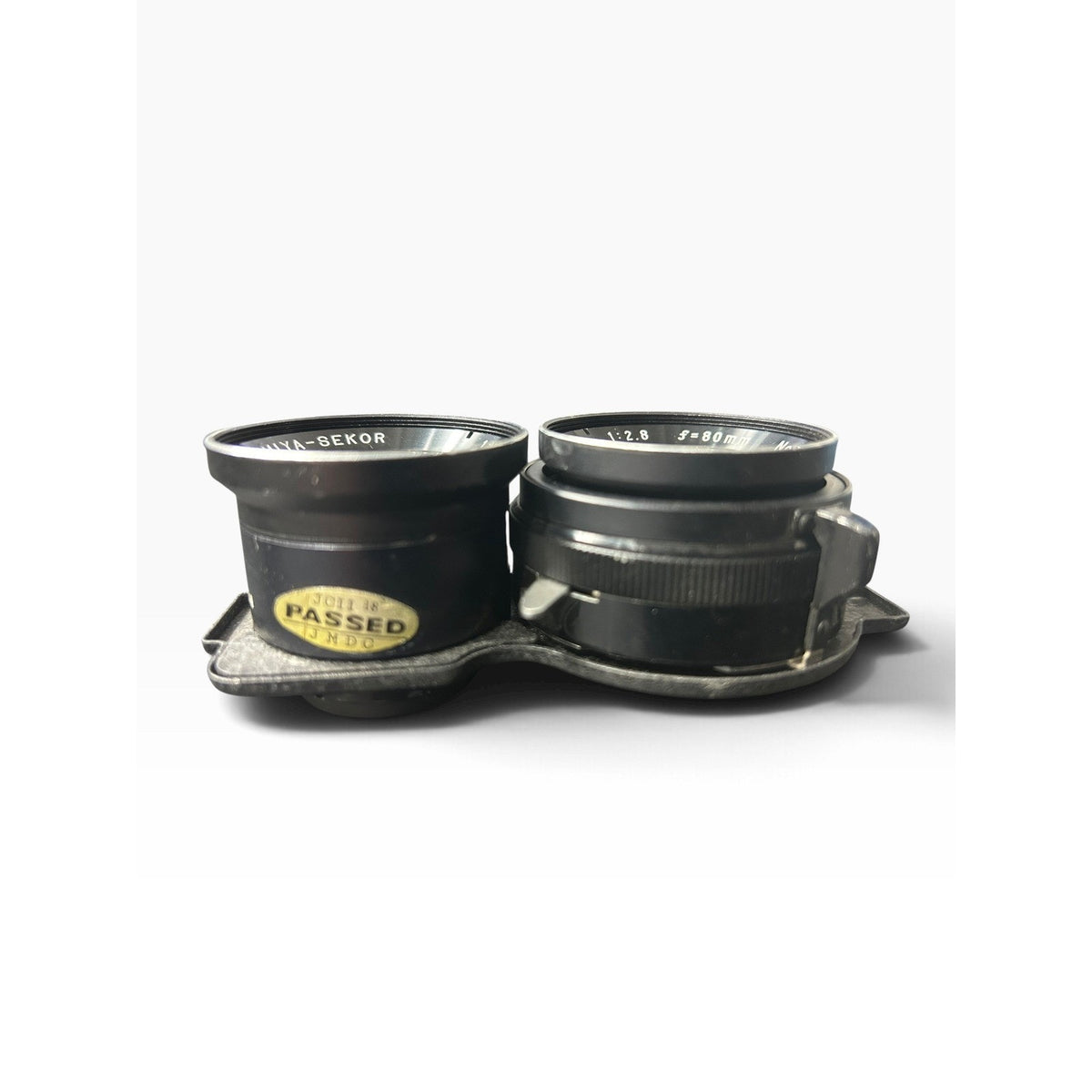 Mamiya Sekor 80mm f2.8 Twin Lens for C330 C220 TLR Format Seiko Shutter Blue Dot