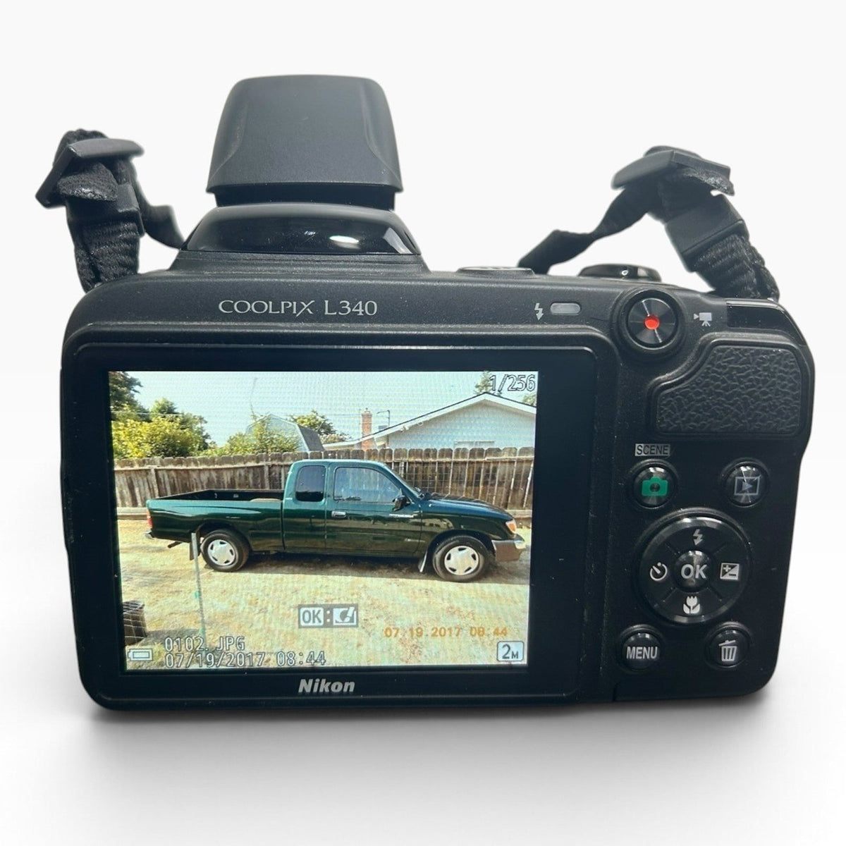 Tested Nikon Coolpix L340 20.2MP Digital Camera 28x Zoom Black with Zeikos Bag