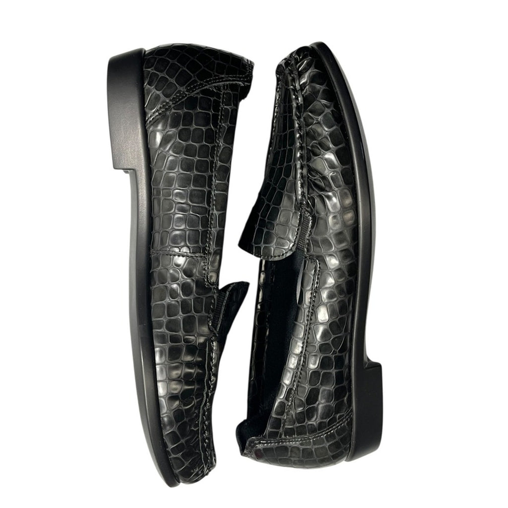 SAS loafers black embossed crocodile pattern slip on women's shoes 7.5