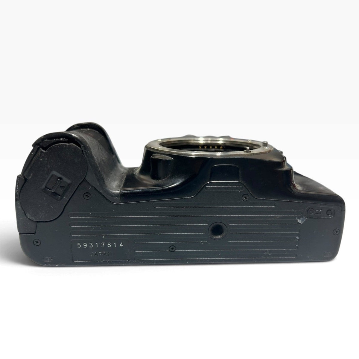 Minolta Maxxum 3000i 35mm SLR Film Camera Body Black Made in Japan Vtg untested