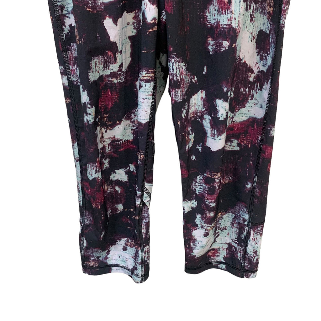 Lululemon Tranquil Crop Kara Blossom Multi / Black SZ 4