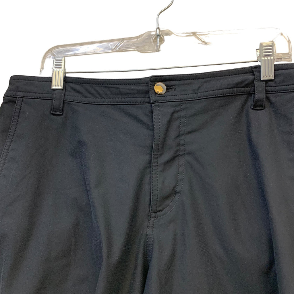 Lululemon Men's Black Shorts SZ 38