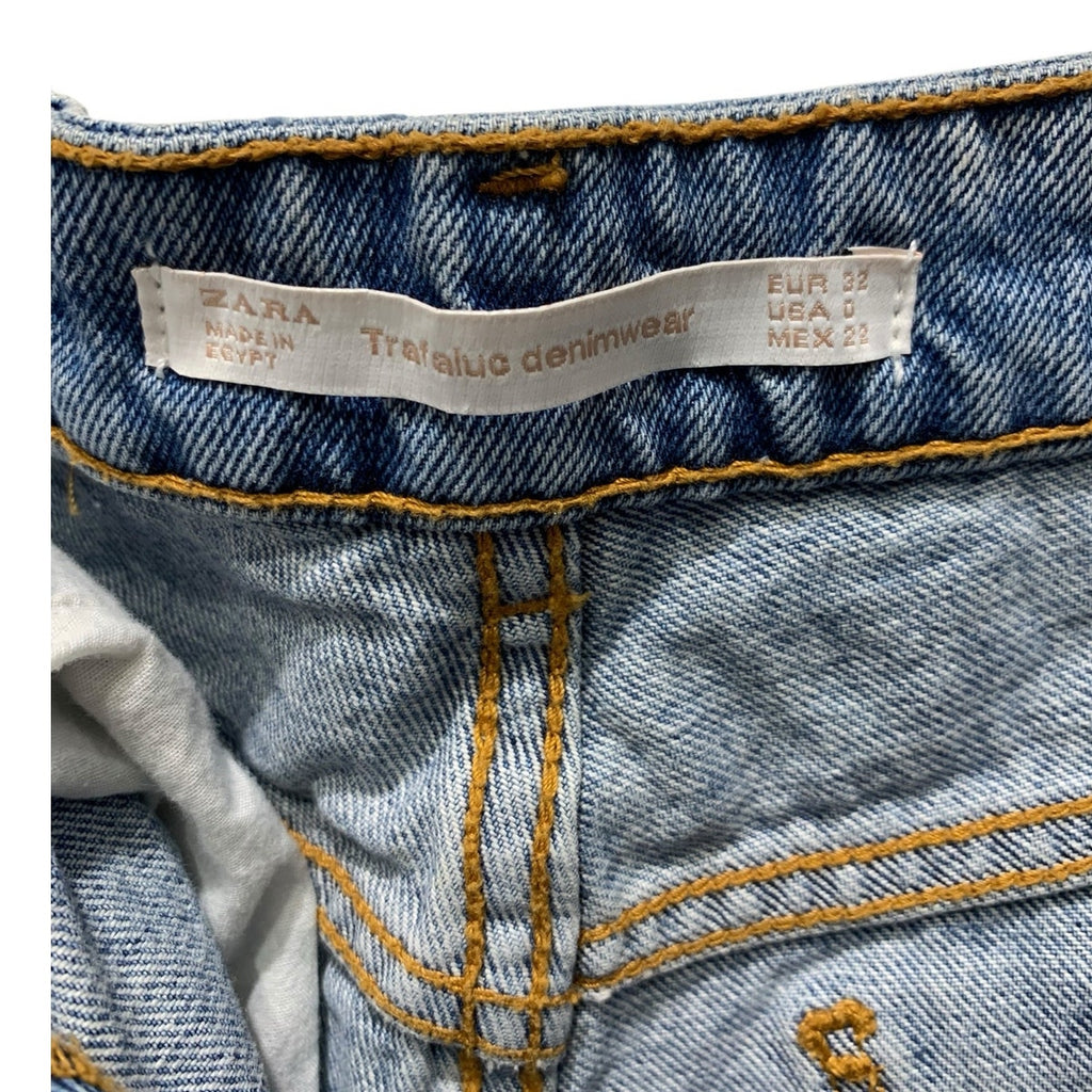 Trafaluc by Zara Women's Size 0 Blue Denim Jean Shorts Floral Embroidered summer