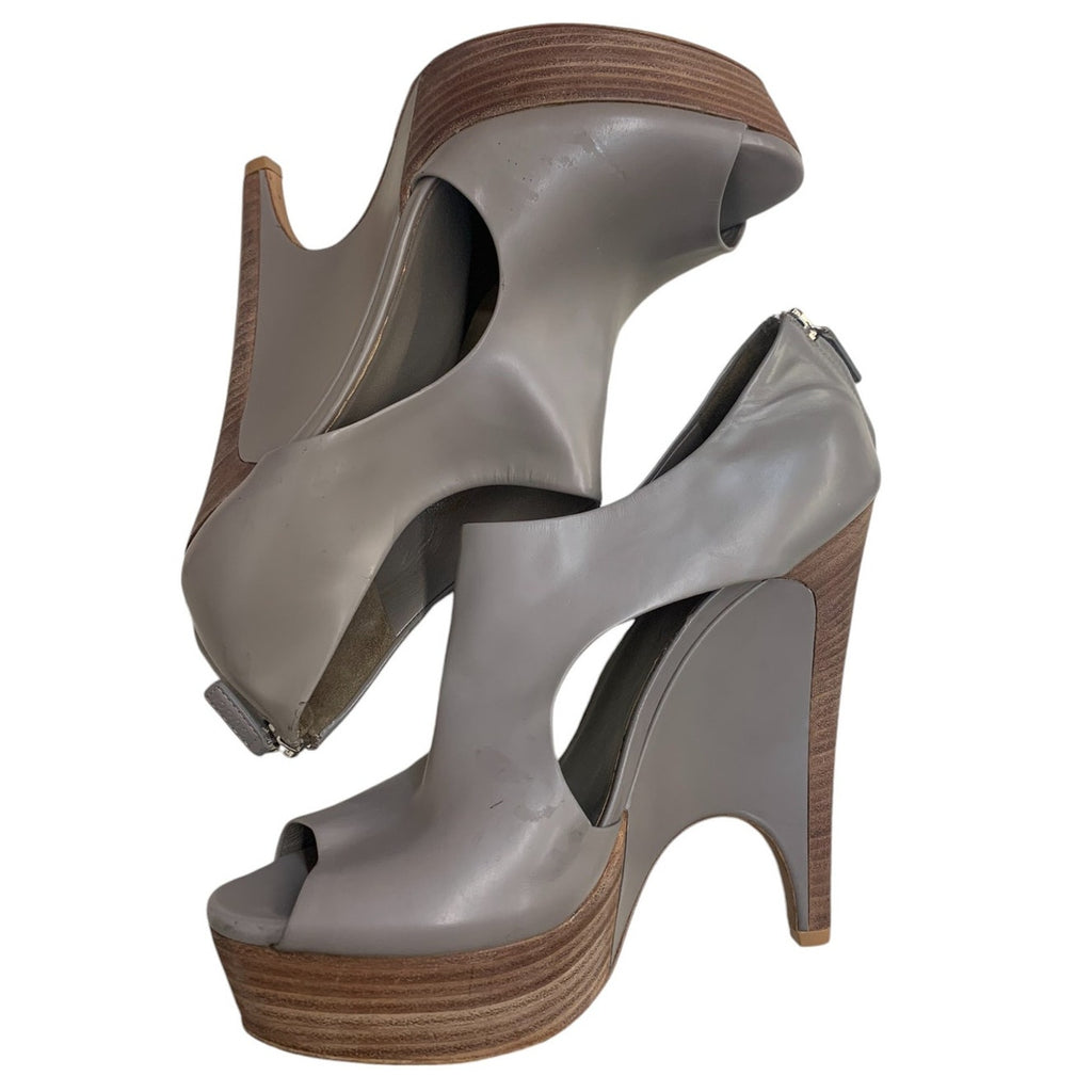 GUCCI Clemence Wooden Platform Wedges Peep Toe SZ EU 38.5