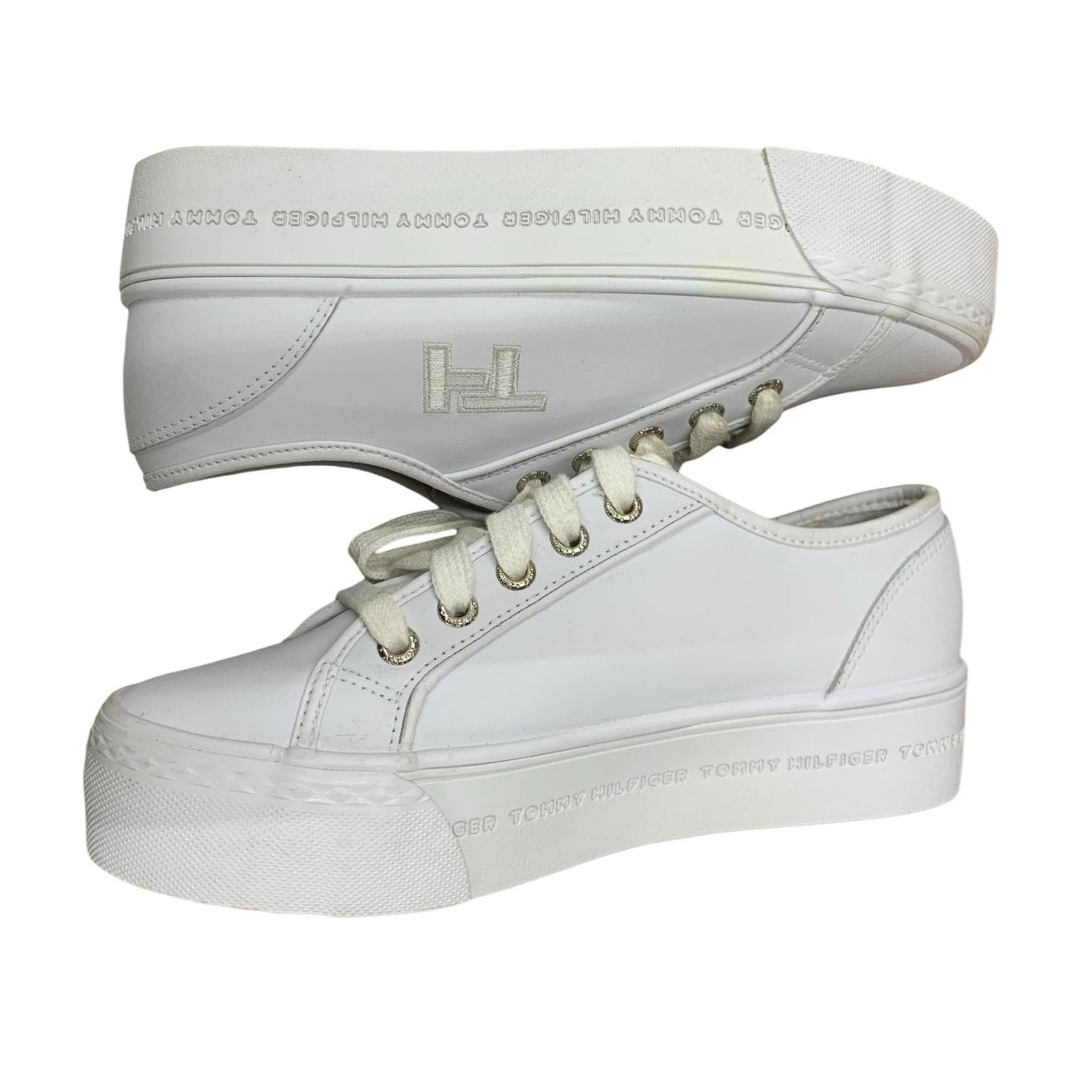 NWOT Tommy Hilfiger Court platform leather sneakers sz 7
