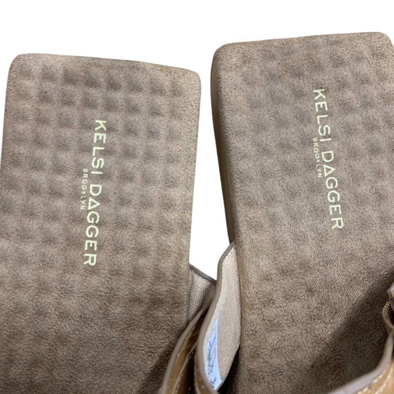 Swag Platform Flip Flop KELSI DAGGER BROOKLYN size 9.5