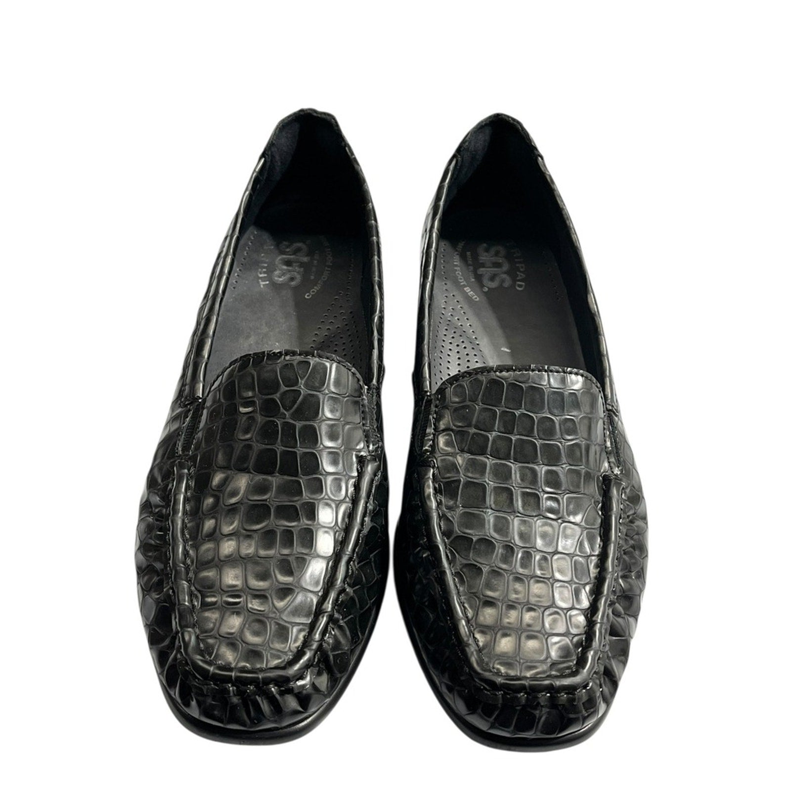SAS loafers black embossed crocodile pattern slip on women's shoes 7.5