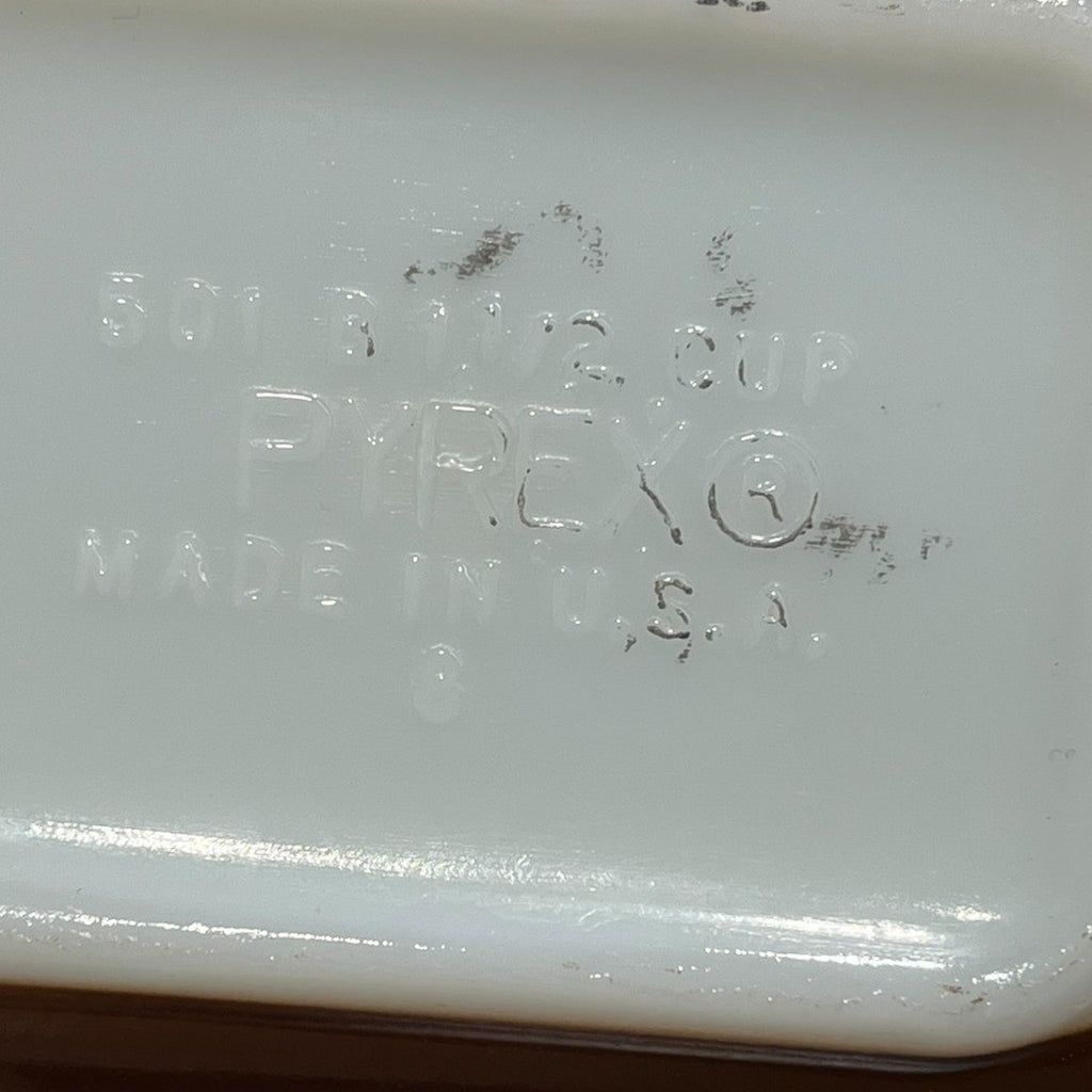 Vintage Pyrex 501-B Brown Refrigerator Dish 1.5 Cup Milk Glass Small Rectangular