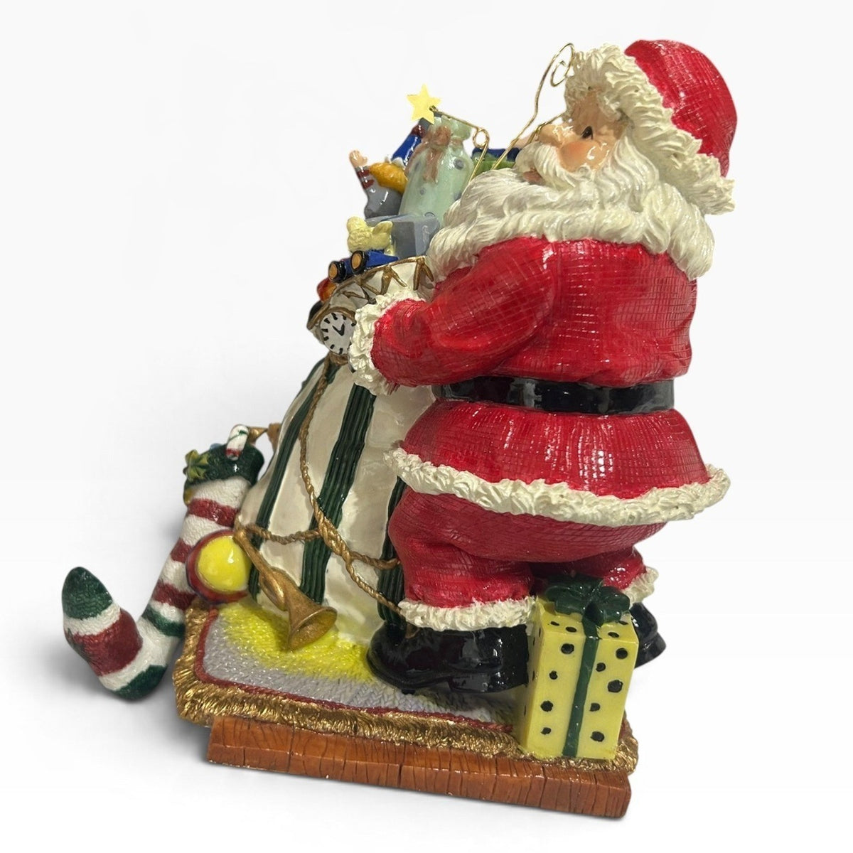 Fitz and Floyd Essentials Happy Holidays Santa Stocking Holder with Box 7.5in