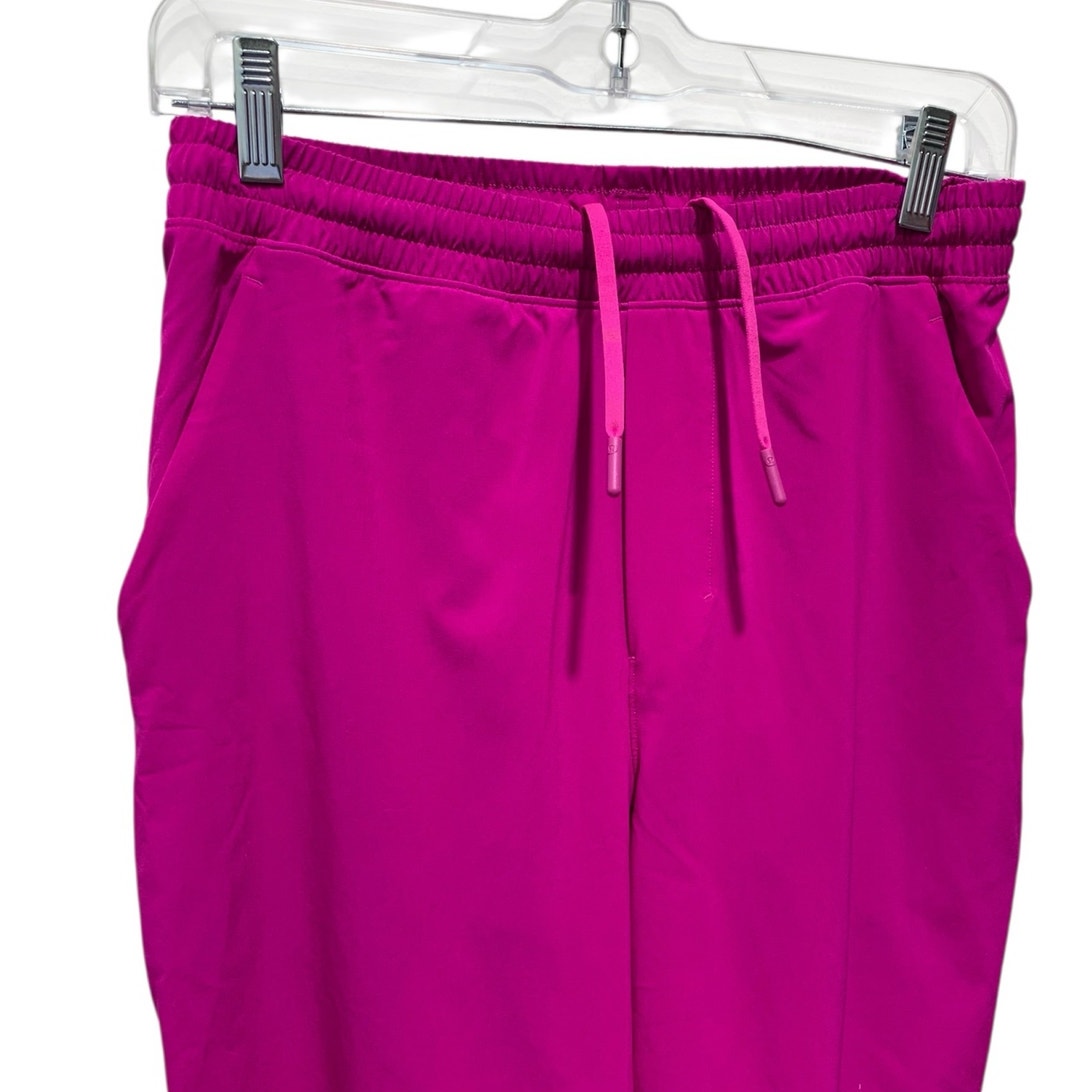 Lululemon Pace Breaker Short 9" *Liner Magenta SZ Small