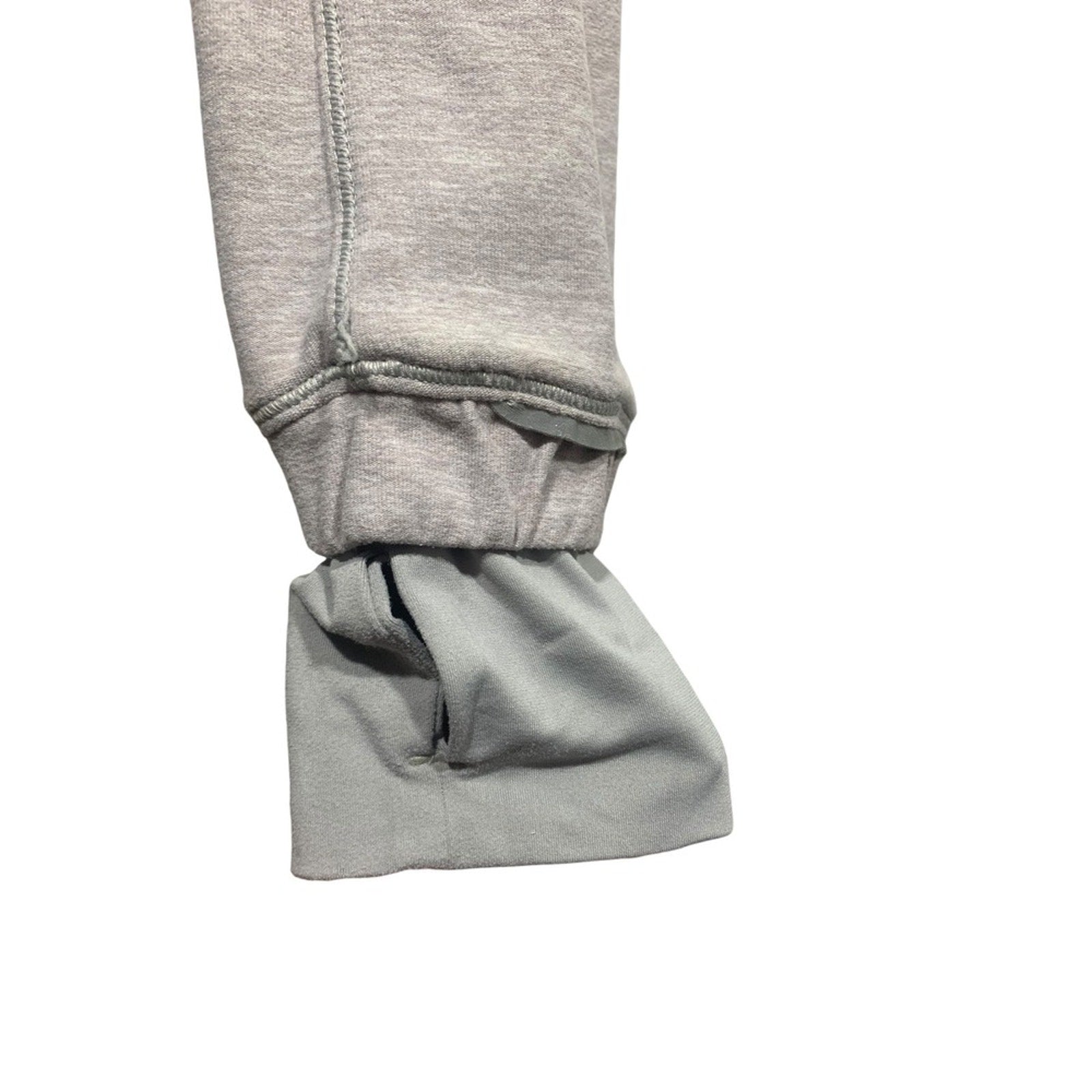 Lululemon Forthright 1/2 Zip Grey Heathered Long Sleeve Pullover Size 6