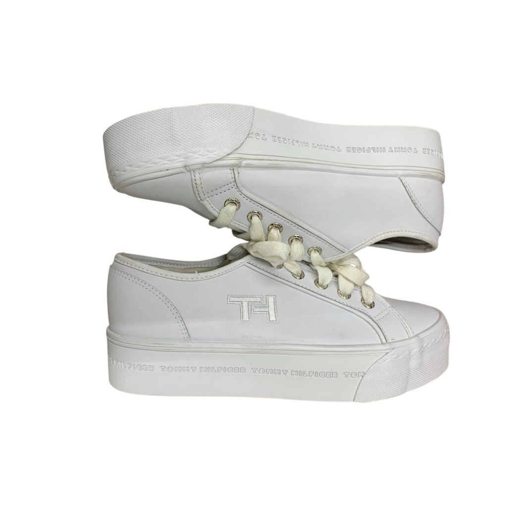 NWOT Tommy Hilfiger Court platform leather sneakers sz 7