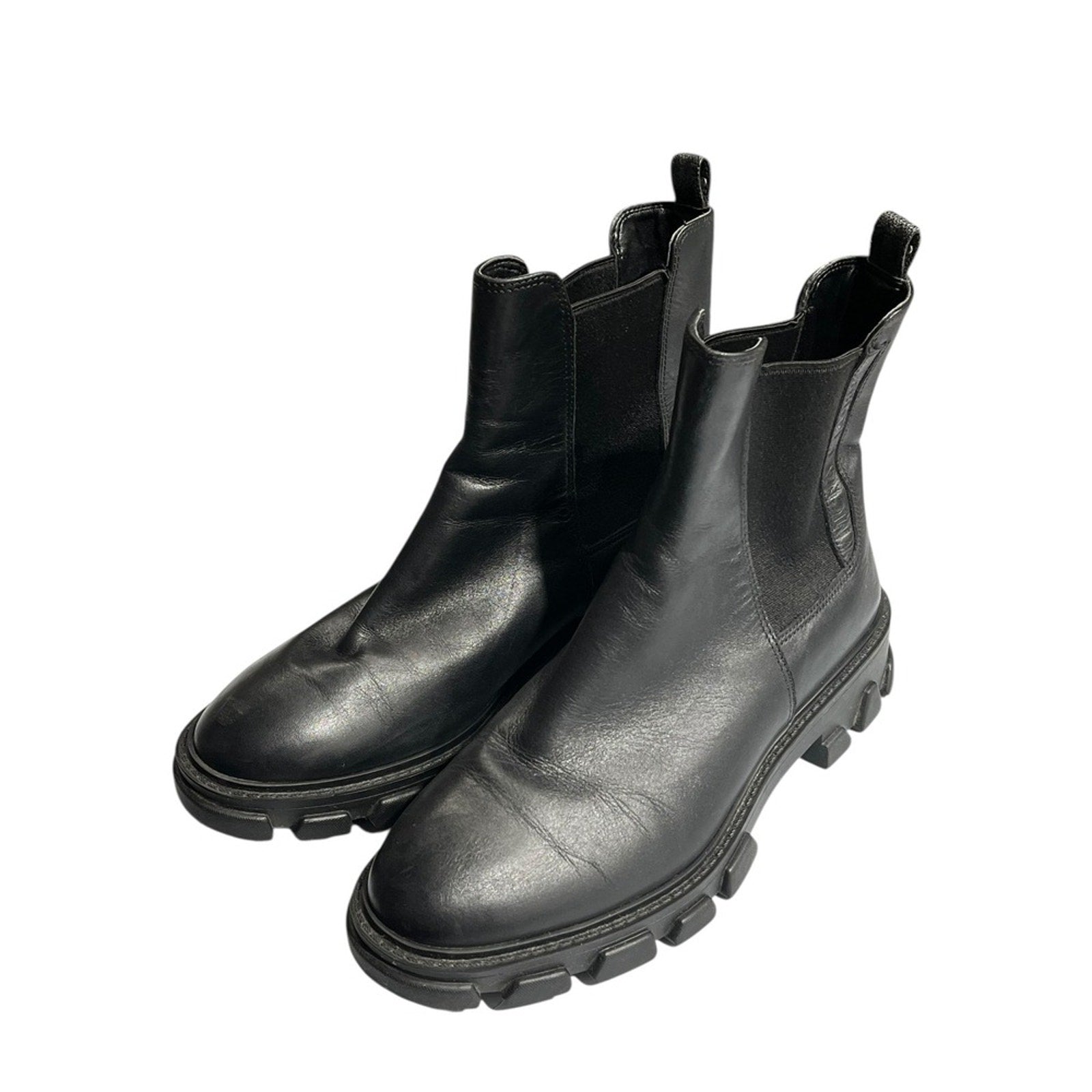 Michael Kors Ridley Lug Sole Chelsea Bootie - black leather Size 7M