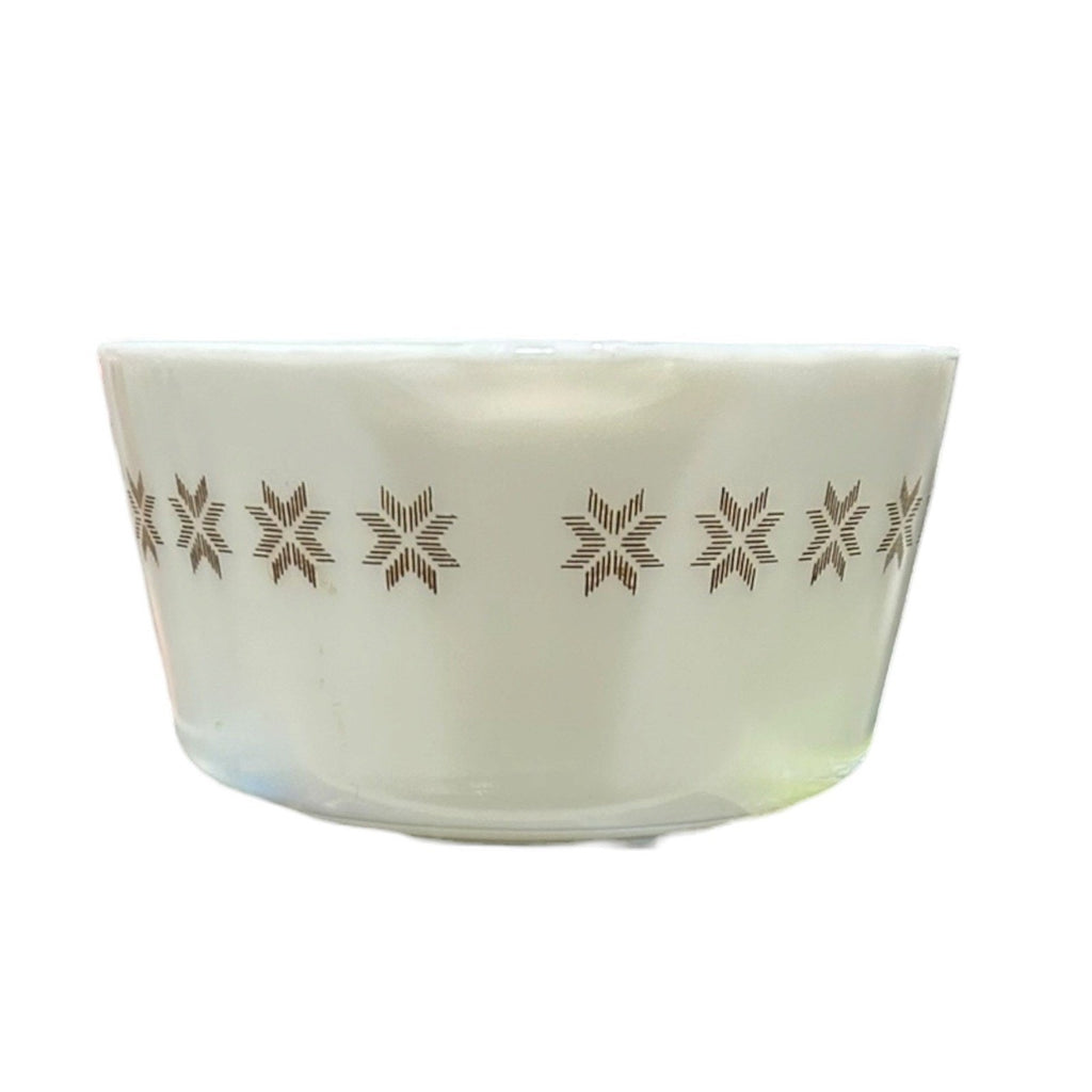 Vintage Pyrex 473 Town and Country 1 Qt Casserole Bowl Brown Snowflake White