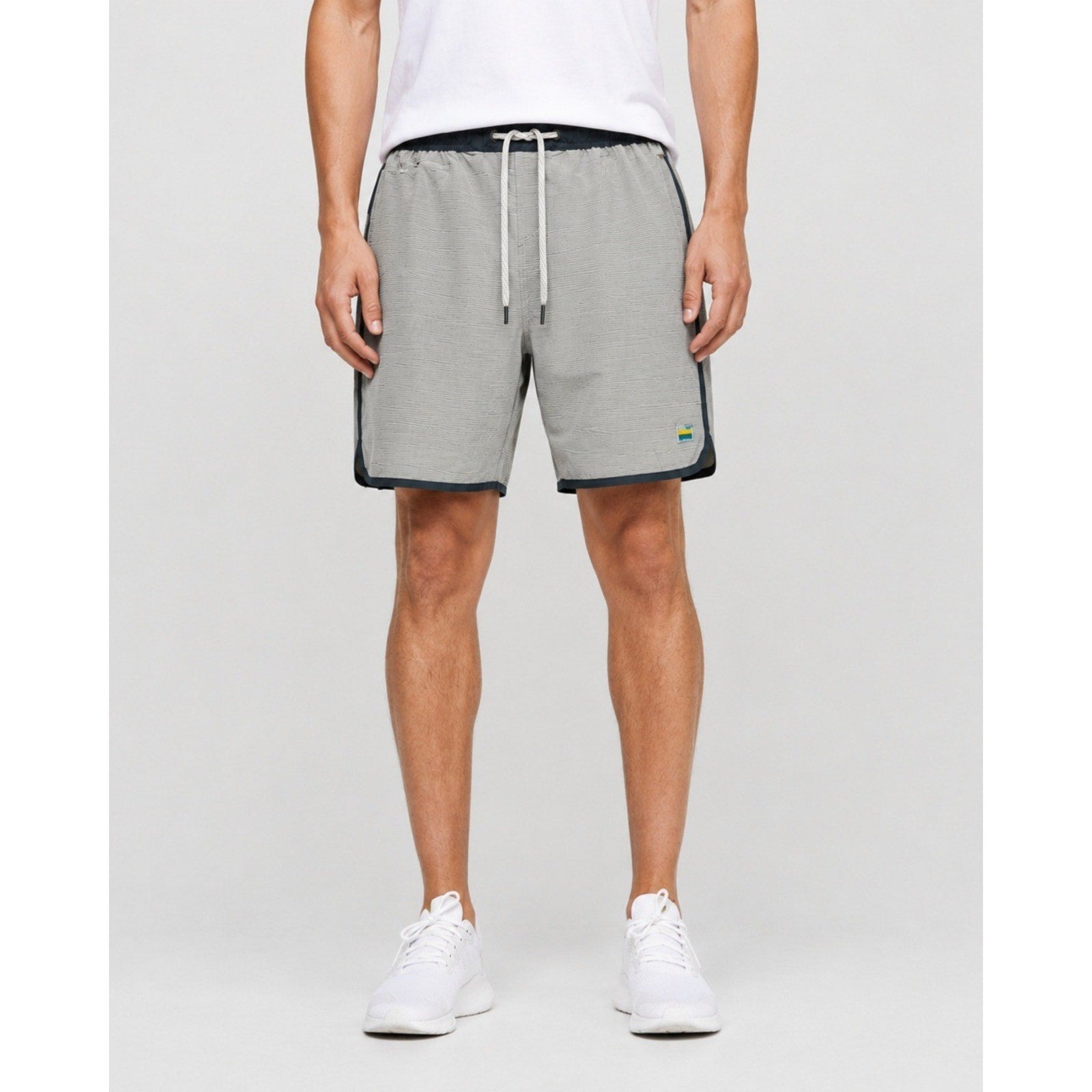 Vuori Banks Shorts Mens Grey Micro Stripe Athletic Board Shorts V330 active L