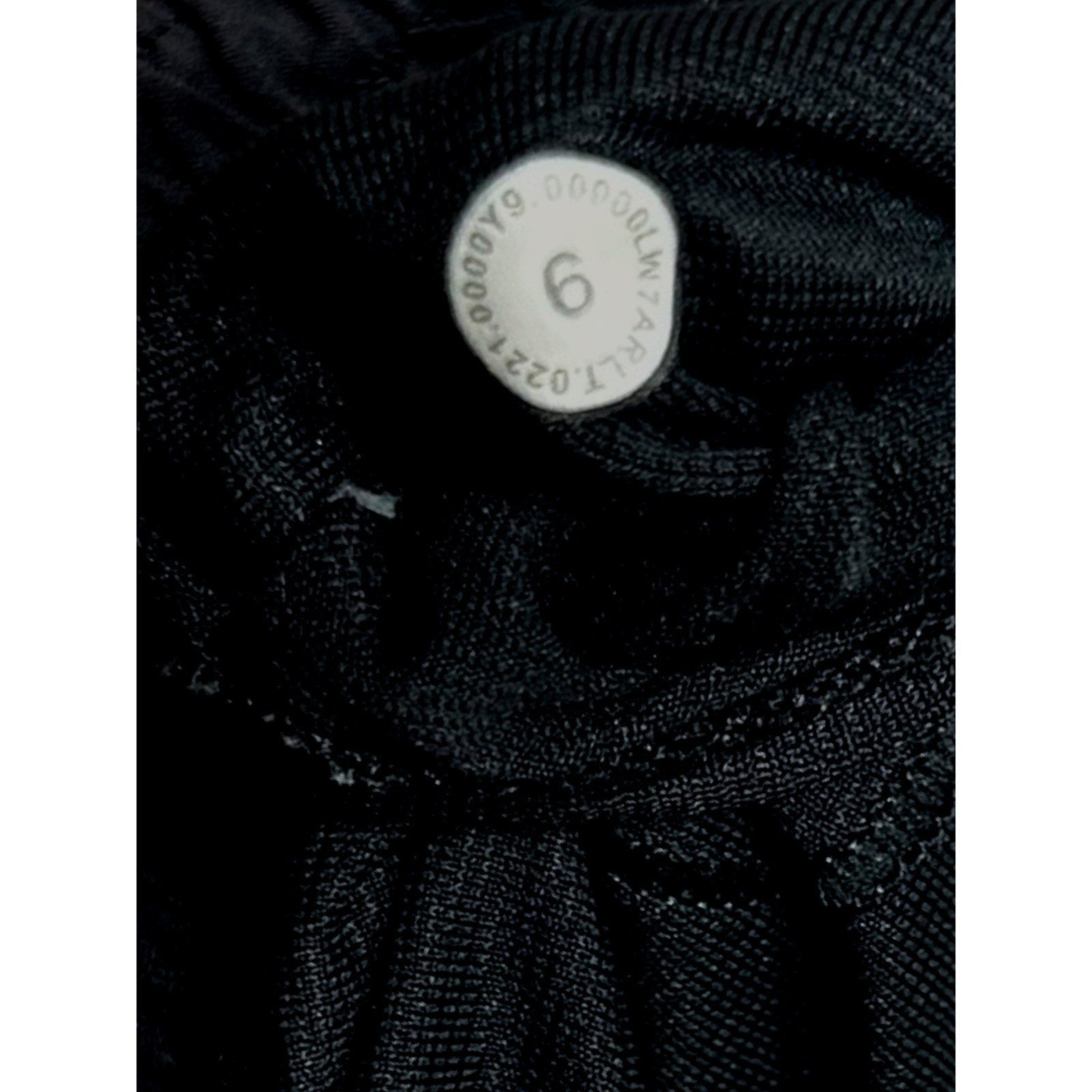 Lululemon Hotty Hot Short II *Long 4" Black Womens Size 6 LW7ARLT Summer Lined