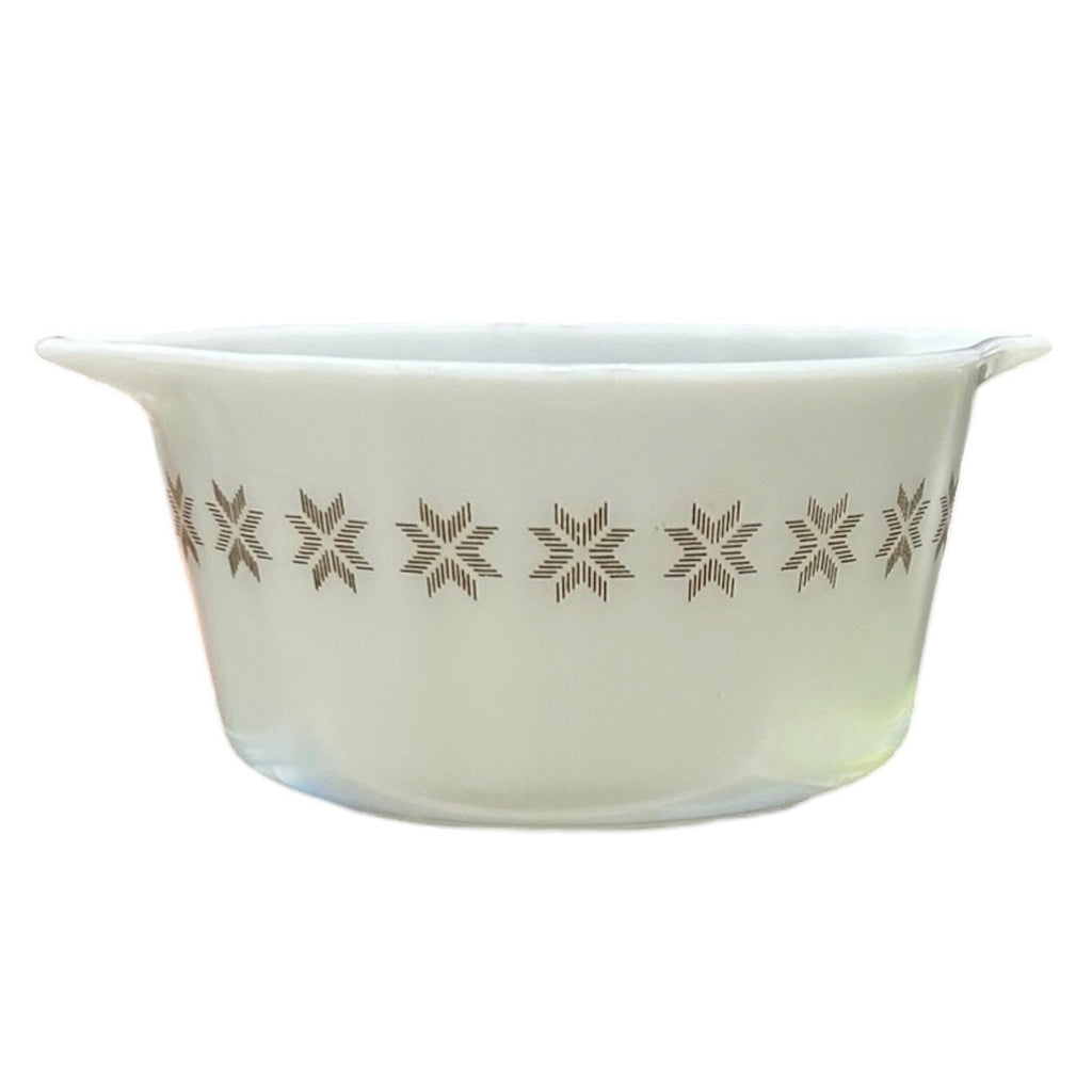 Vintage Pyrex 473 Town and Country 1 Qt Casserole Bowl Brown Snowflake White
