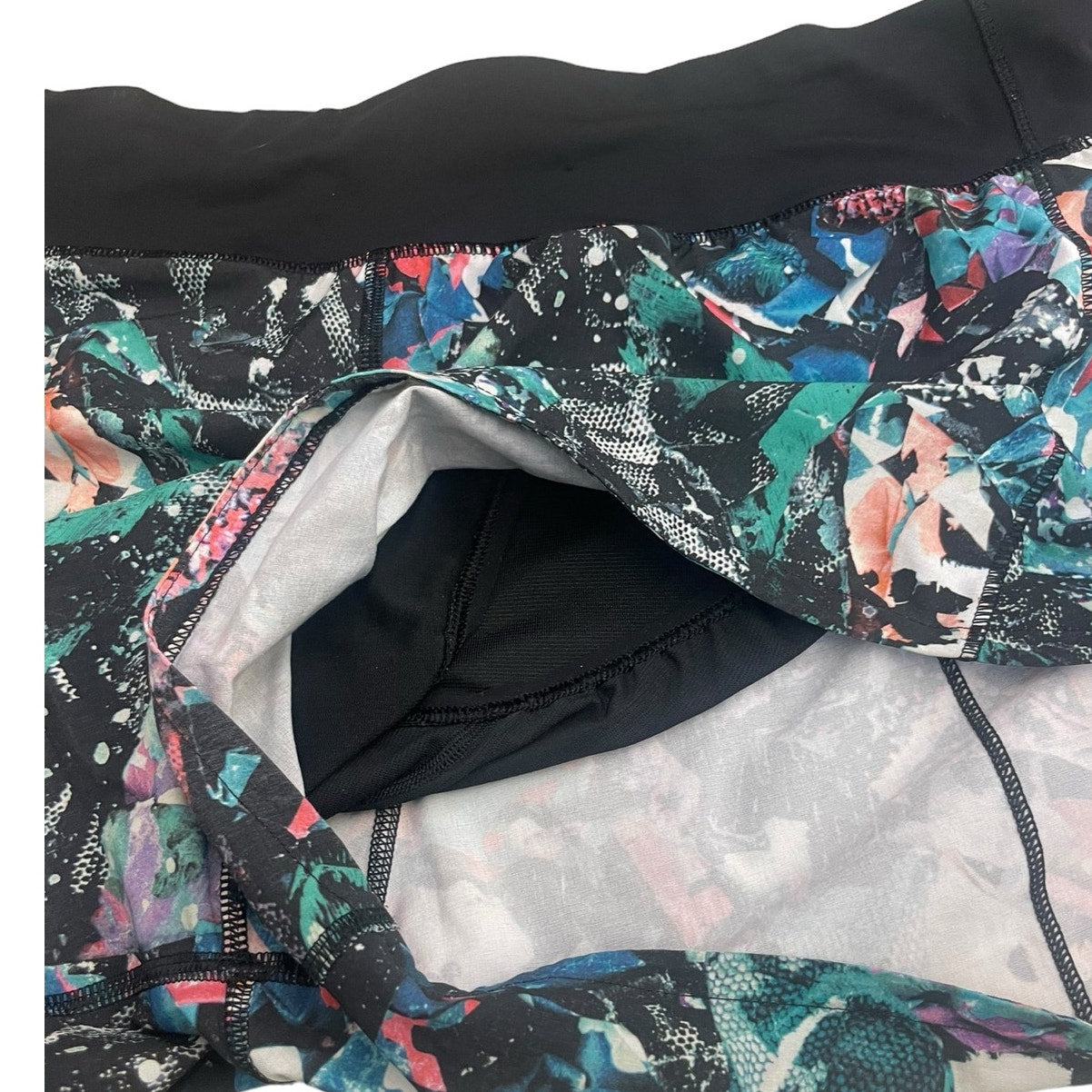Lululemon Speed Up Short *2.5" Color Crush Multi / Black
