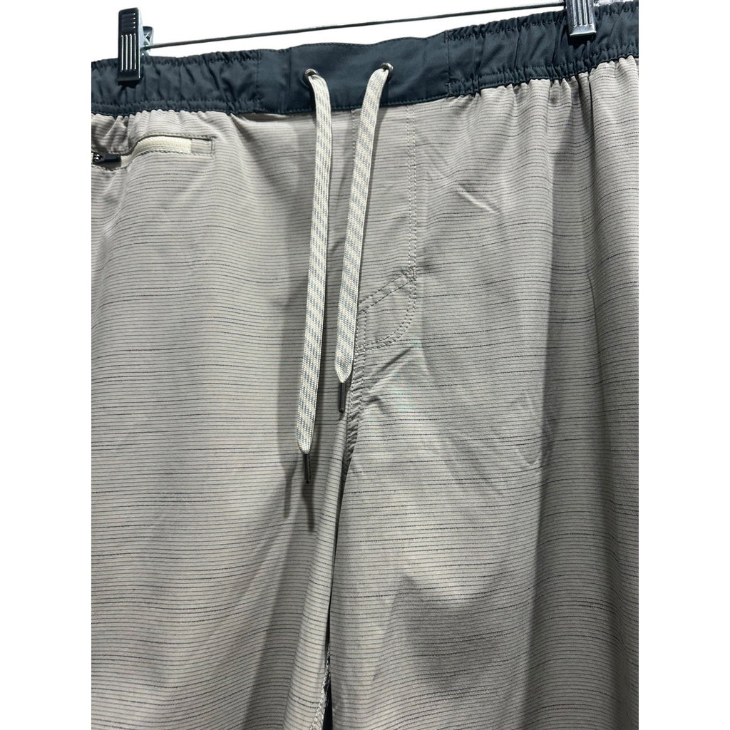 Vuori Banks Shorts Mens Grey Micro Stripe Athletic Board Shorts V330 active L