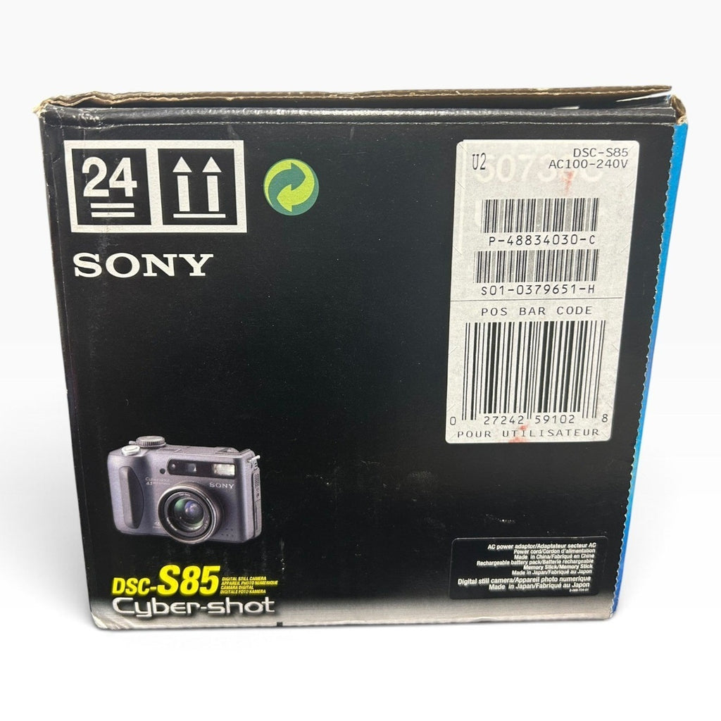 Sony Cyber-shot DSC-S85 4.1MP Digital Camera Black Carl Zeiss Bundle with Box