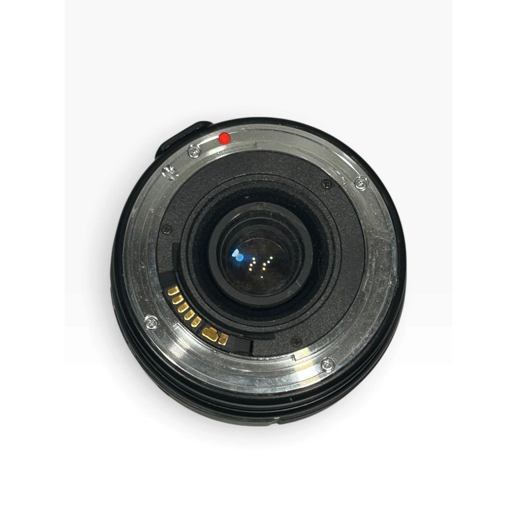 Sigma Zoom AF-beta II 55-200mm f/4-5.6 Lens with Sony 52mm PL Filter