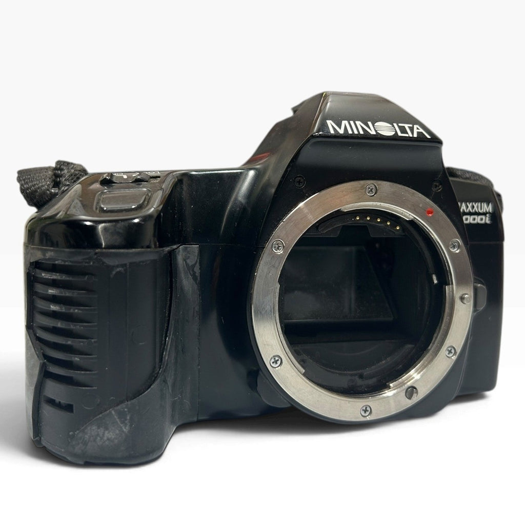 Minolta Maxxum 3000i 35mm SLR Film Camera Body Black Made in Japan Vtg untested