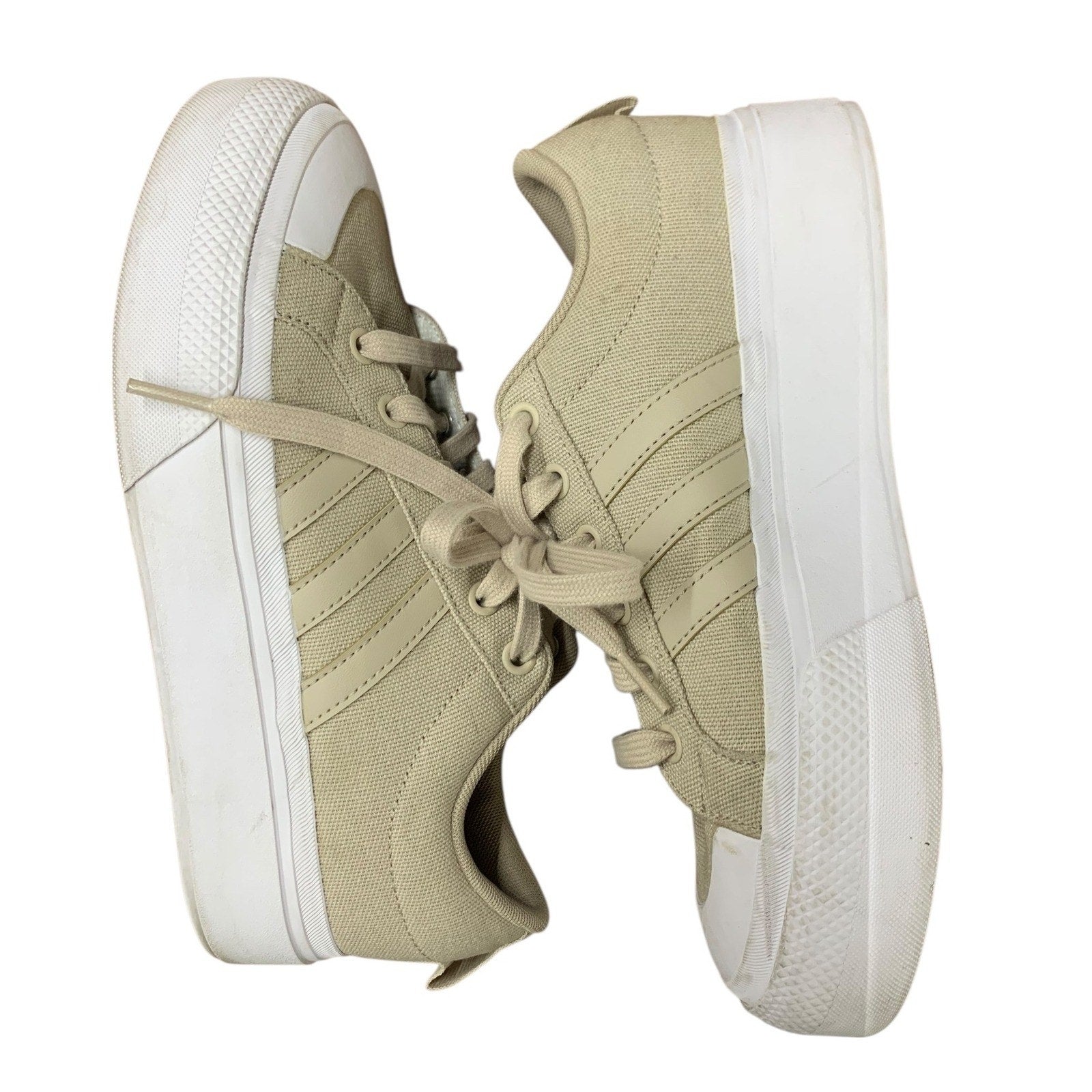 Adidas Bravado 2.0 Platform Skate Sneaker (Women) SZ 7 Beige/ beige/ white