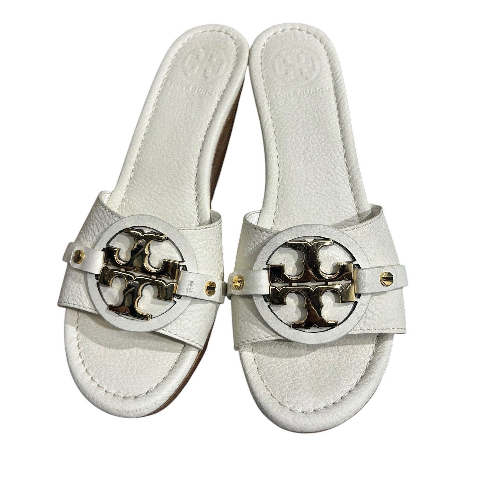 Tory Burch Selma Leather Wedge Sandals White Pebbled Leather Gold Logo 6.5M