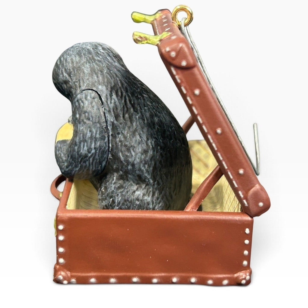 Hallmark Keepsake 2018 Fantastic Beasts Newt Scamander Niffler Ornament QXI2926