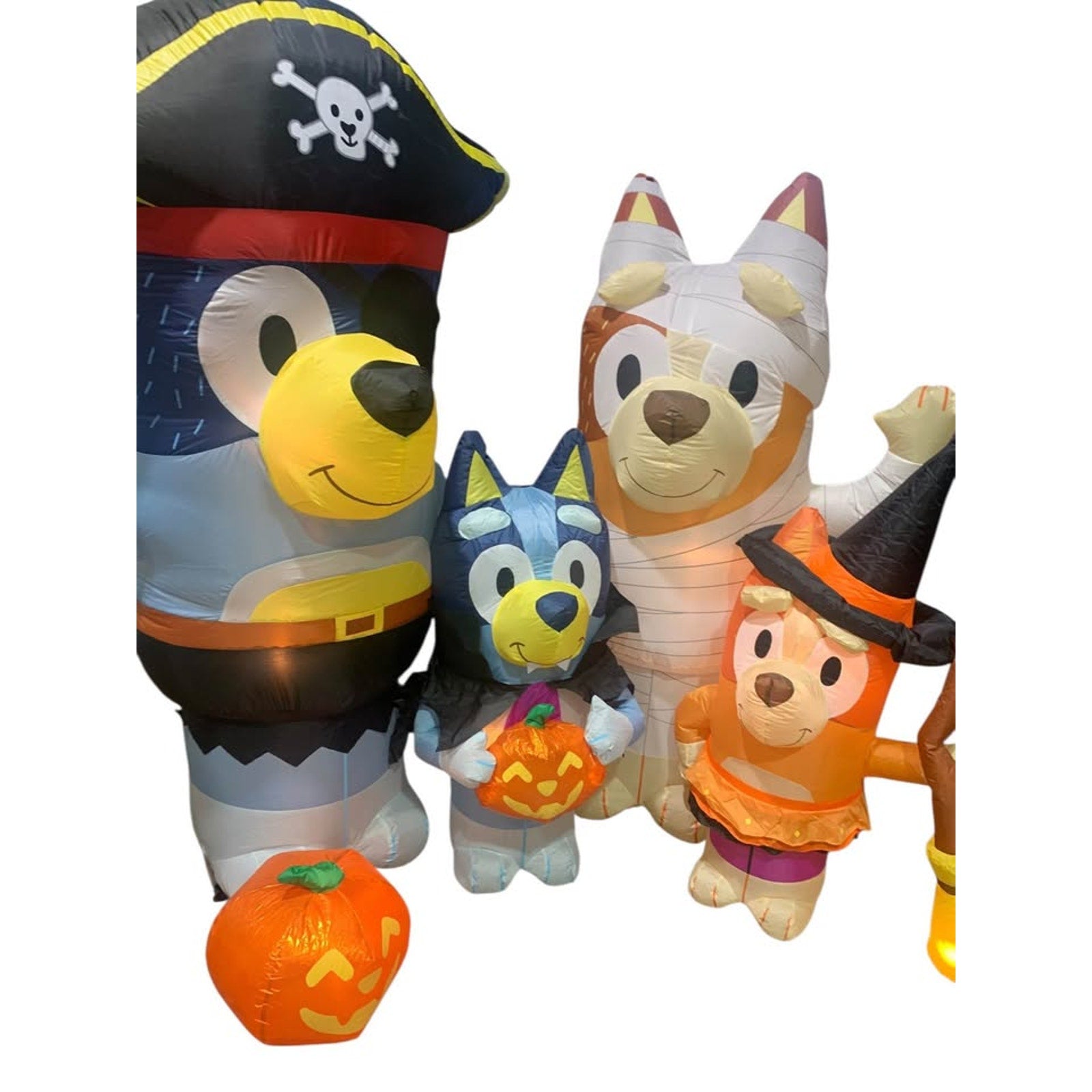 Bluey Halloween yard blow up lighted bluey family