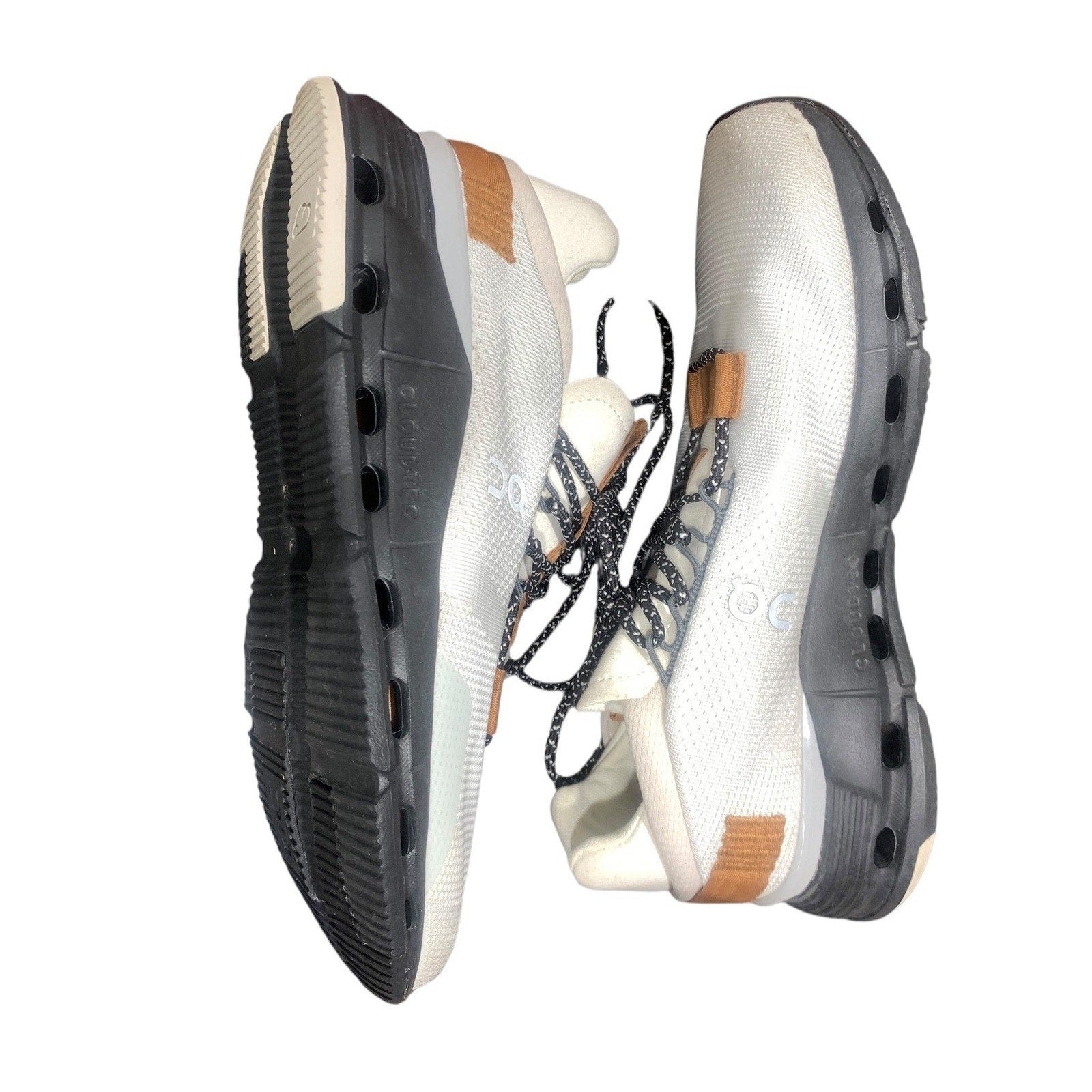 On Cloudnova White Tan Black Running Shoes 26.99102 Swiss Engineering Mens 7