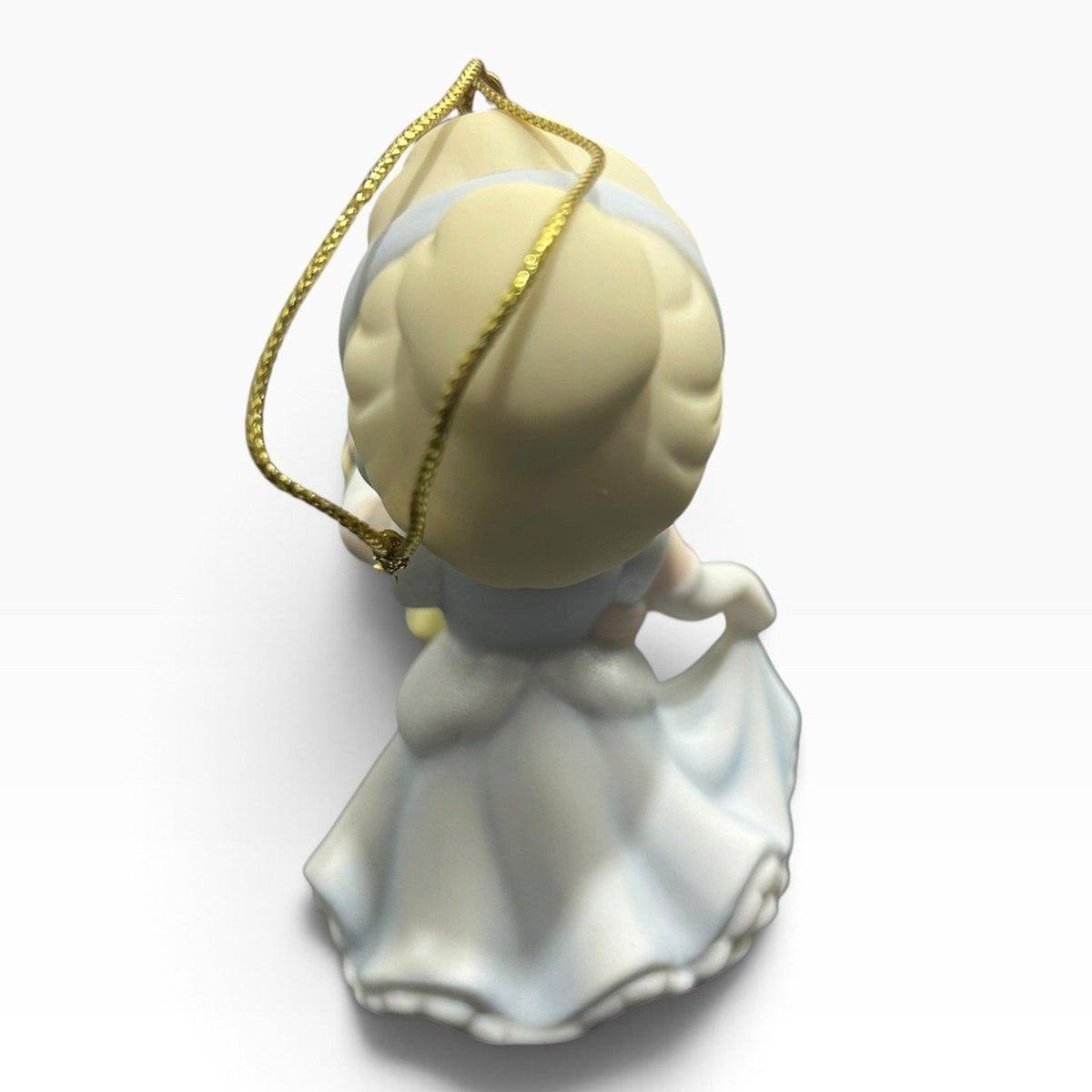 Hallmark Keepsake Cinderella and Her Prince Charming Disney Ornament 2005
