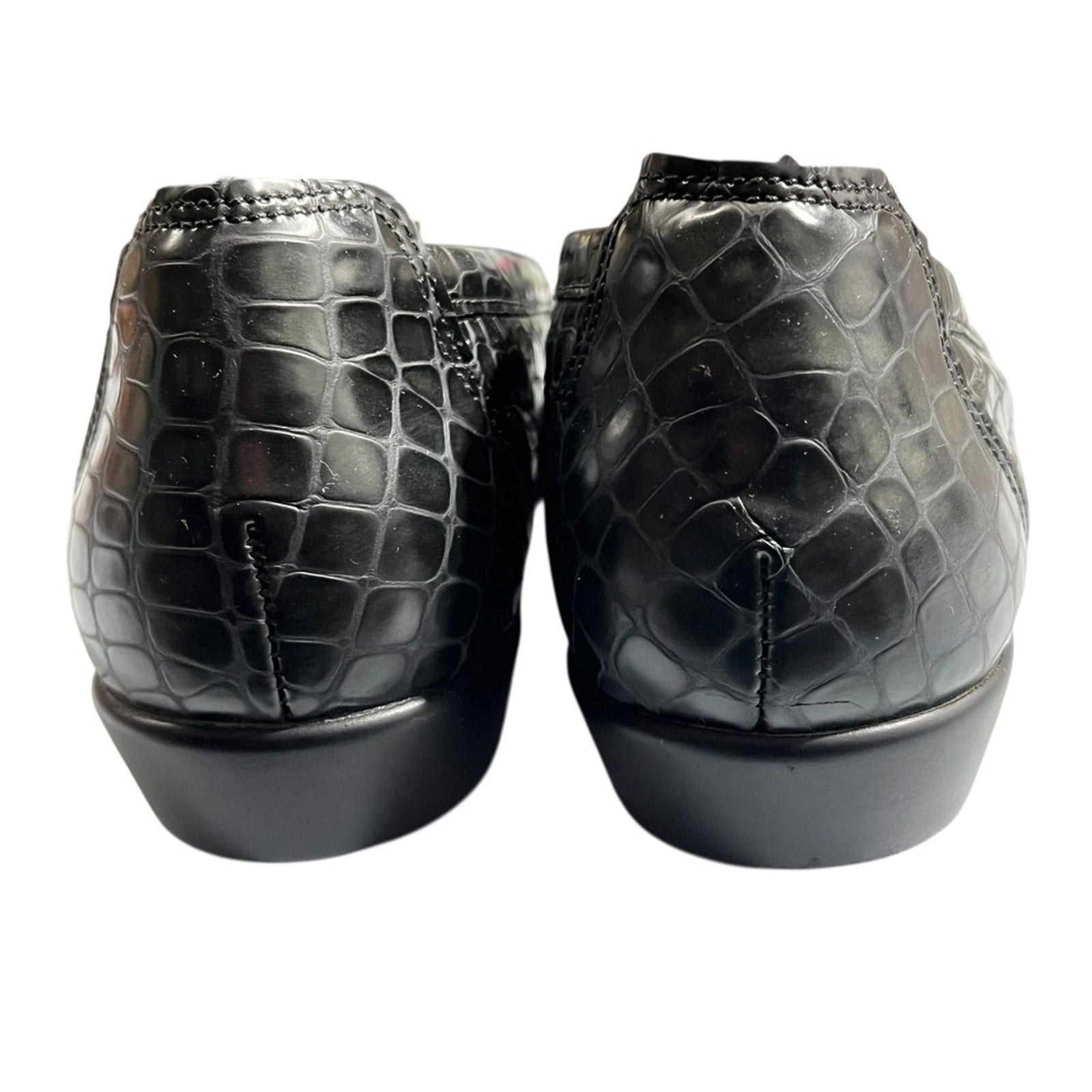SAS loafers black embossed crocodile pattern slip on women's shoes 7.5